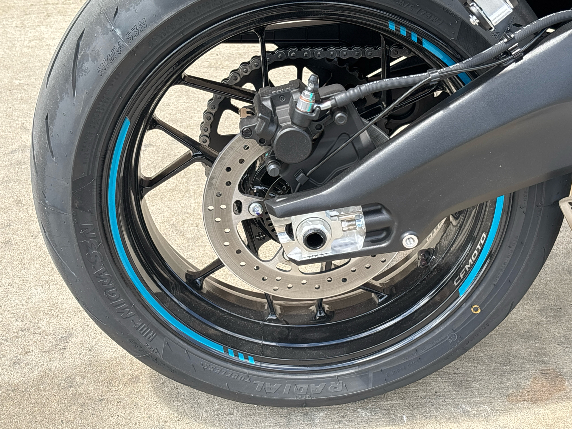 2025 CFMOTO 675SS in Columbia, Missouri - Photo 10