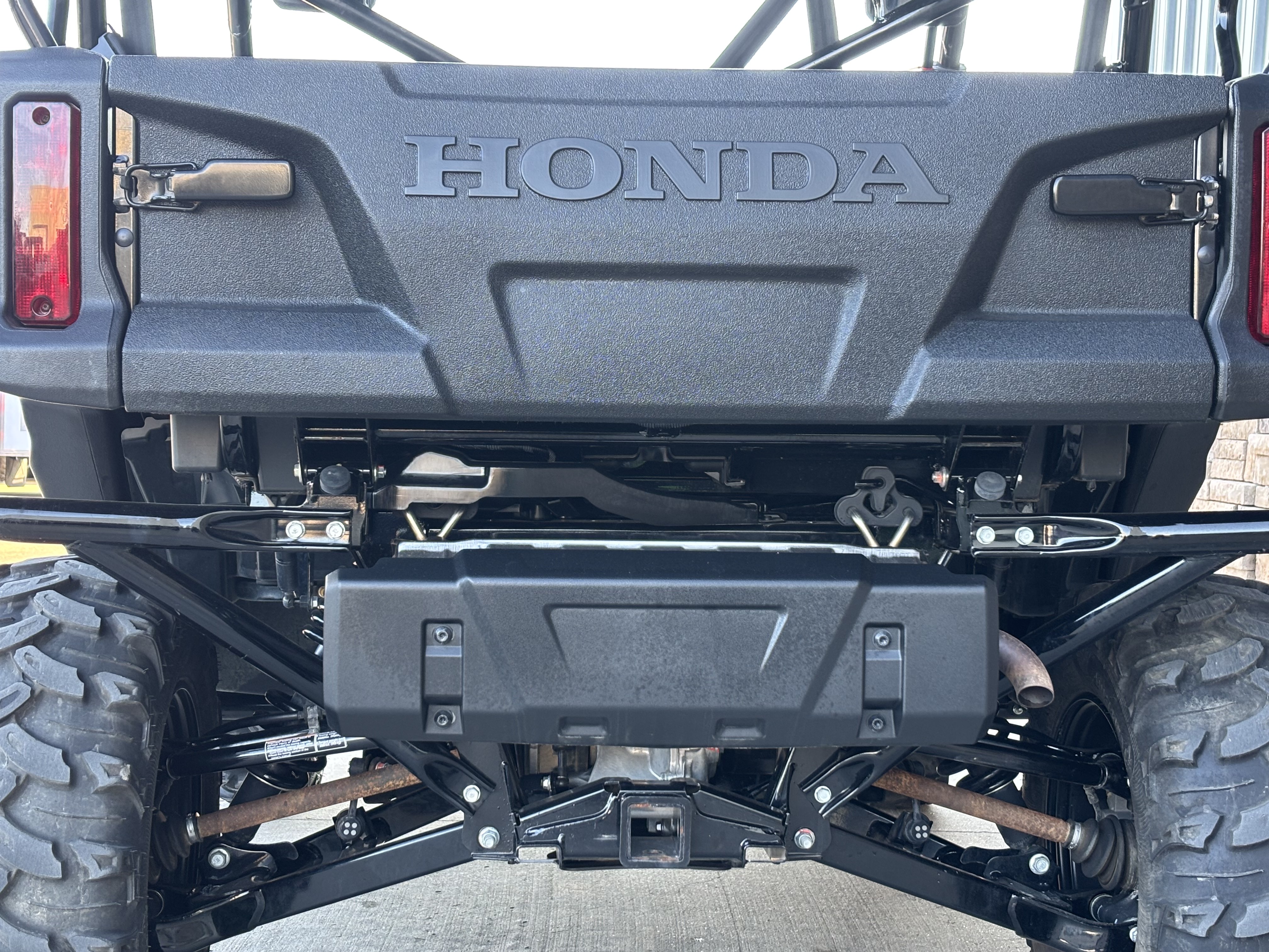 2024 Honda Pioneer 1000-5 in Columbia, Missouri - Photo 13