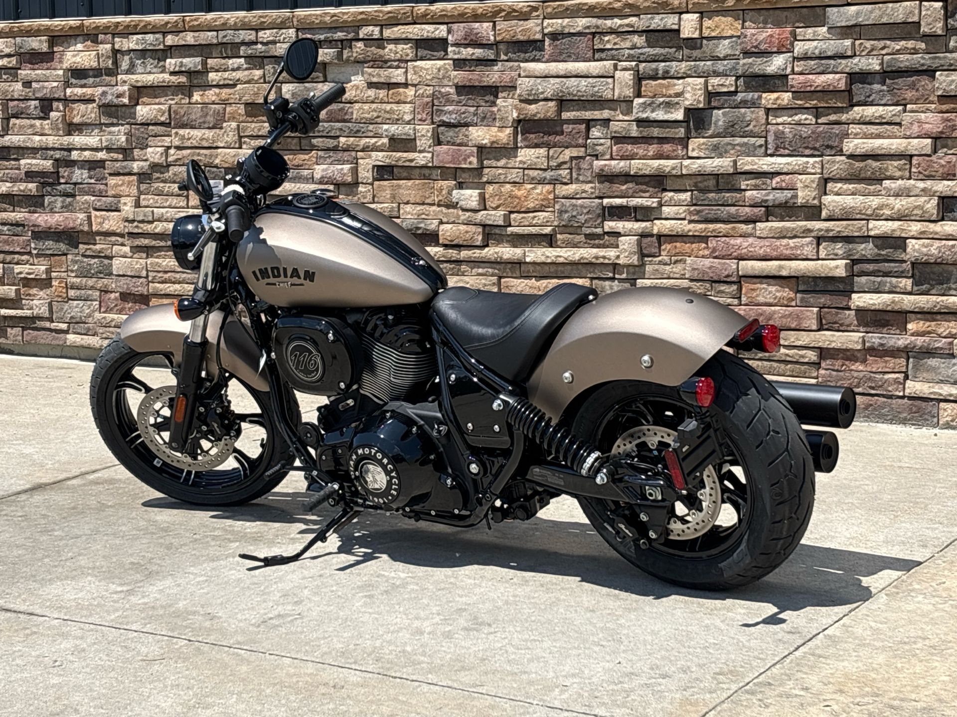 2024 Indian Motorcycle Chief Dark Horse® Icon in Columbia, Missouri - Photo 3