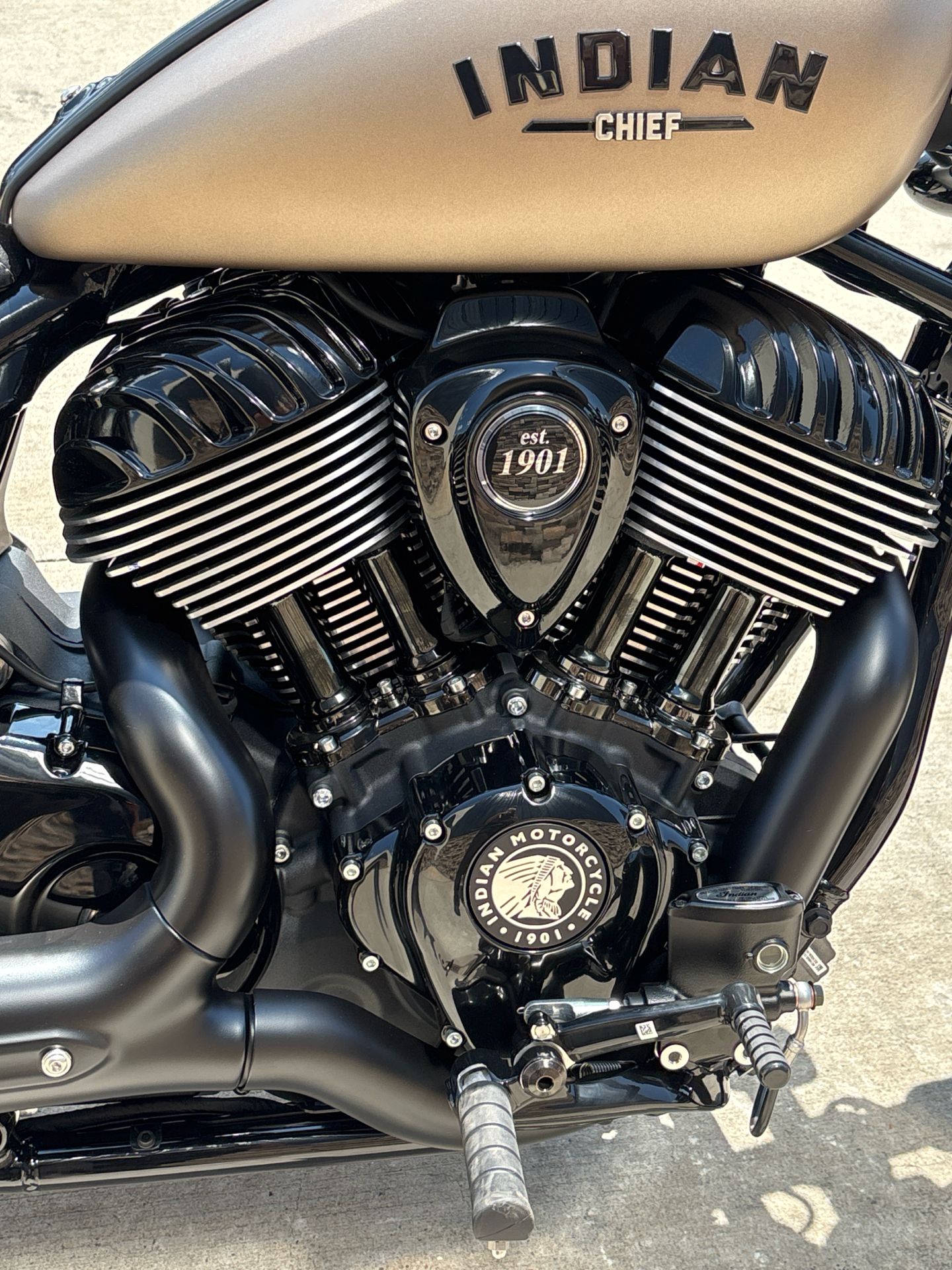 2024 Indian Motorcycle Chief Dark Horse® Icon in Columbia, Missouri - Photo 8