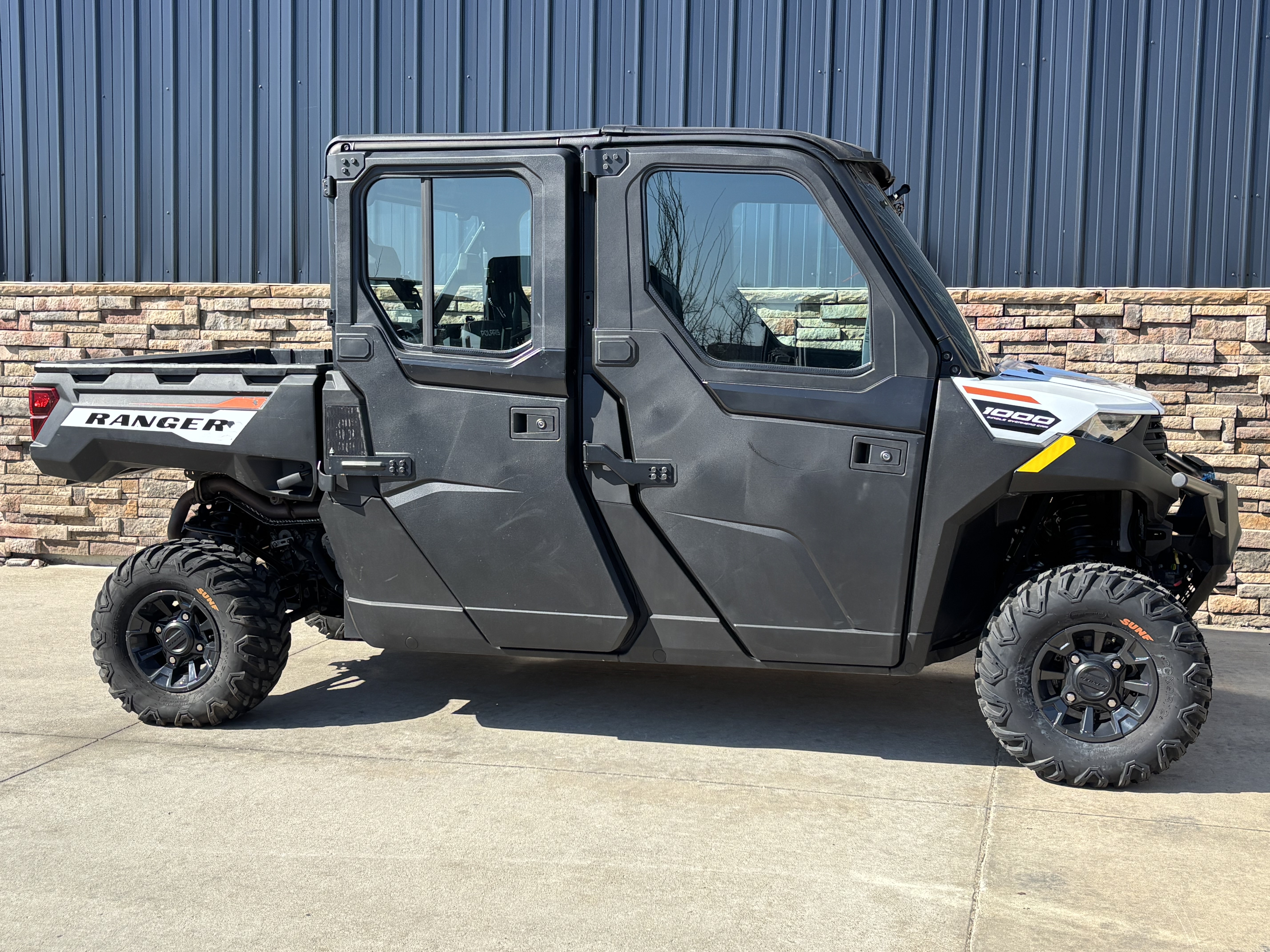 2025 Polaris Ranger Crew 1000 Premium in Columbia, Missouri - Photo 2