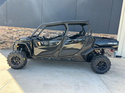 2024 Can-Am Commander MAX XT 700 in Columbia, Missouri - Photo 1