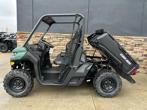 2025 Can-Am Defender HD7 in Columbia, Missouri - Photo 5