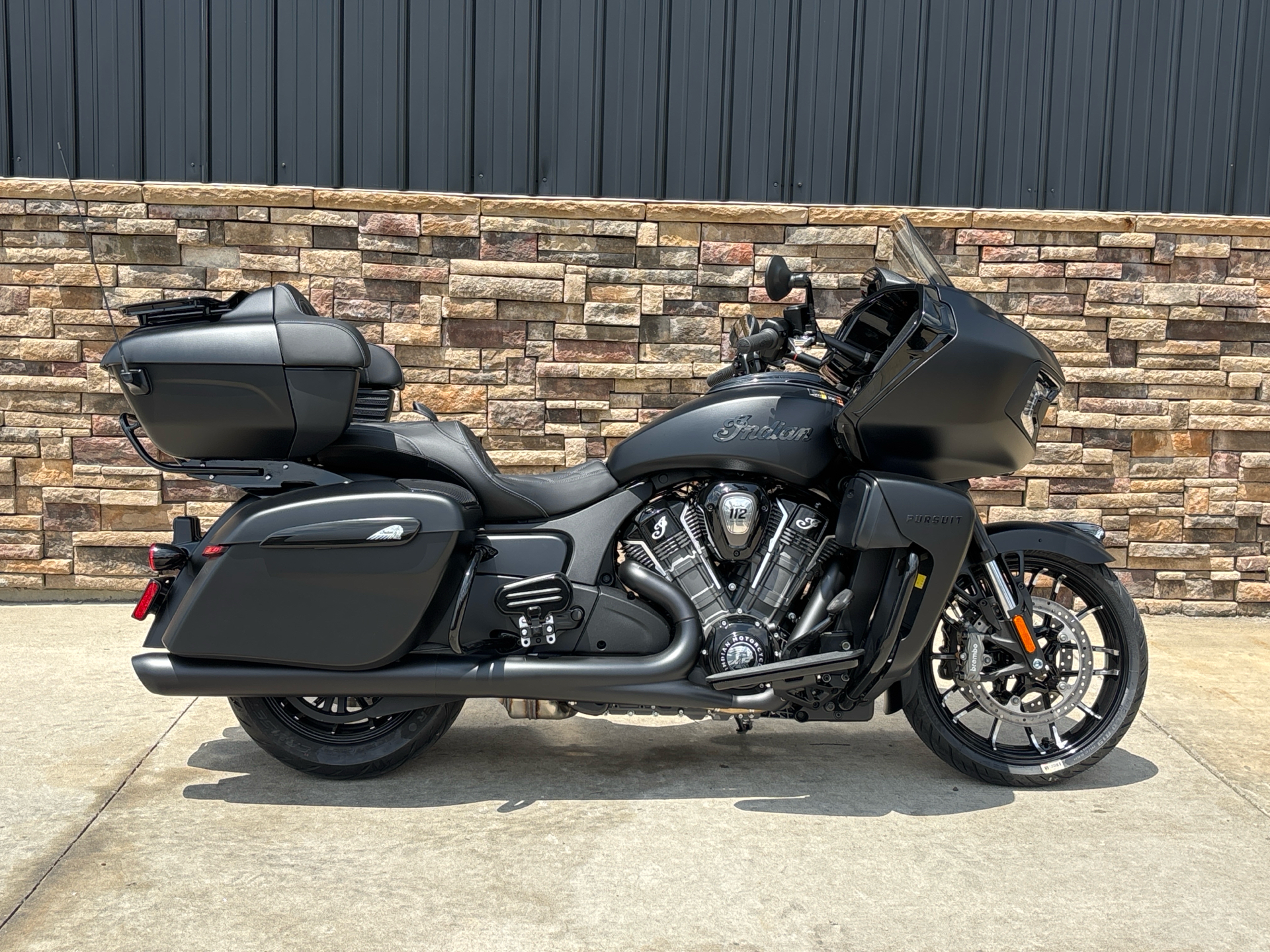 2025 Indian Motorcycle Pursuit® Dark Horse® with 112 in Columbia, Missouri - Photo 15