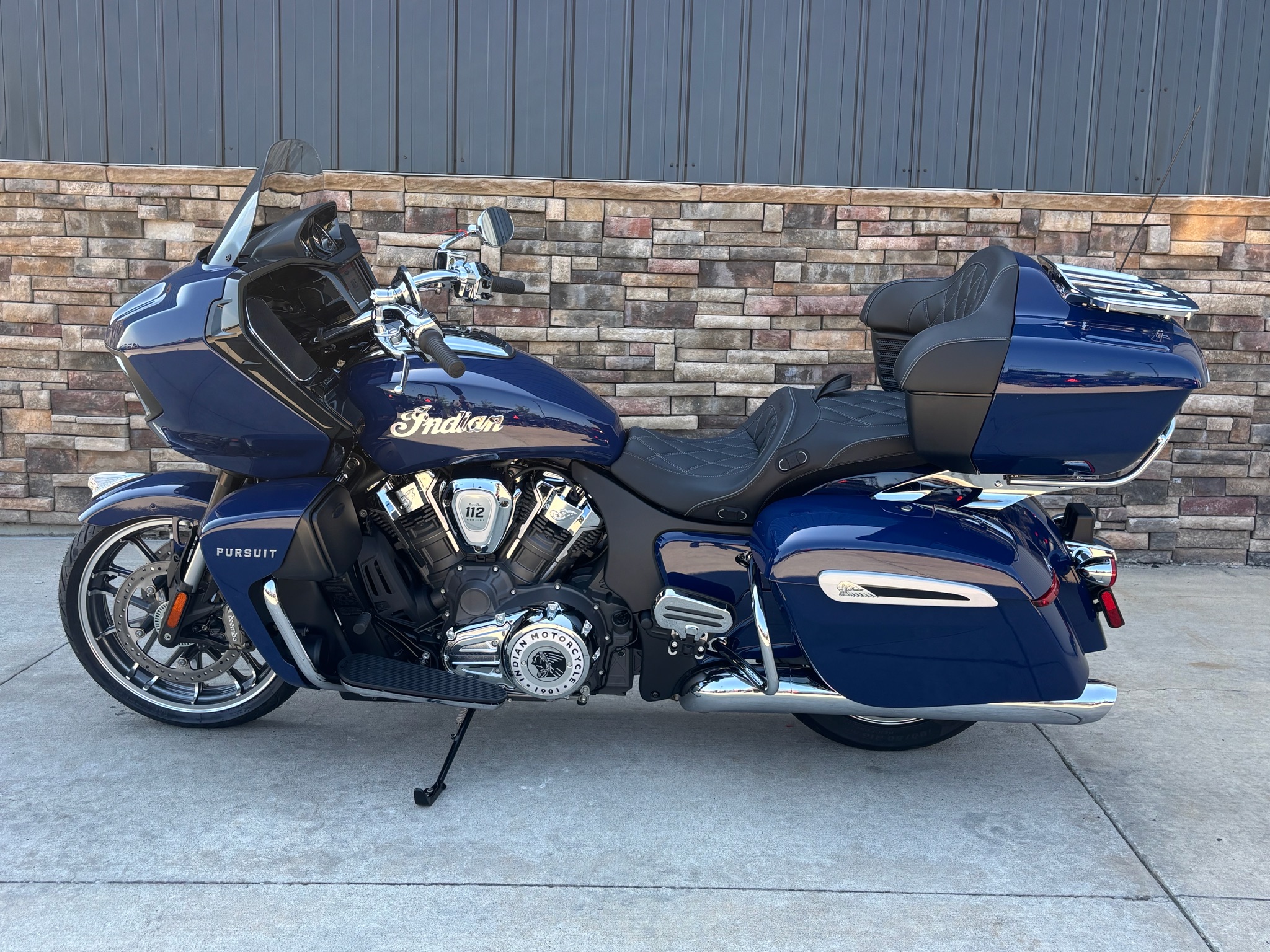 New 2025 Indian Motorcycle Pursuit® Limited® with 112, Columbia MO
