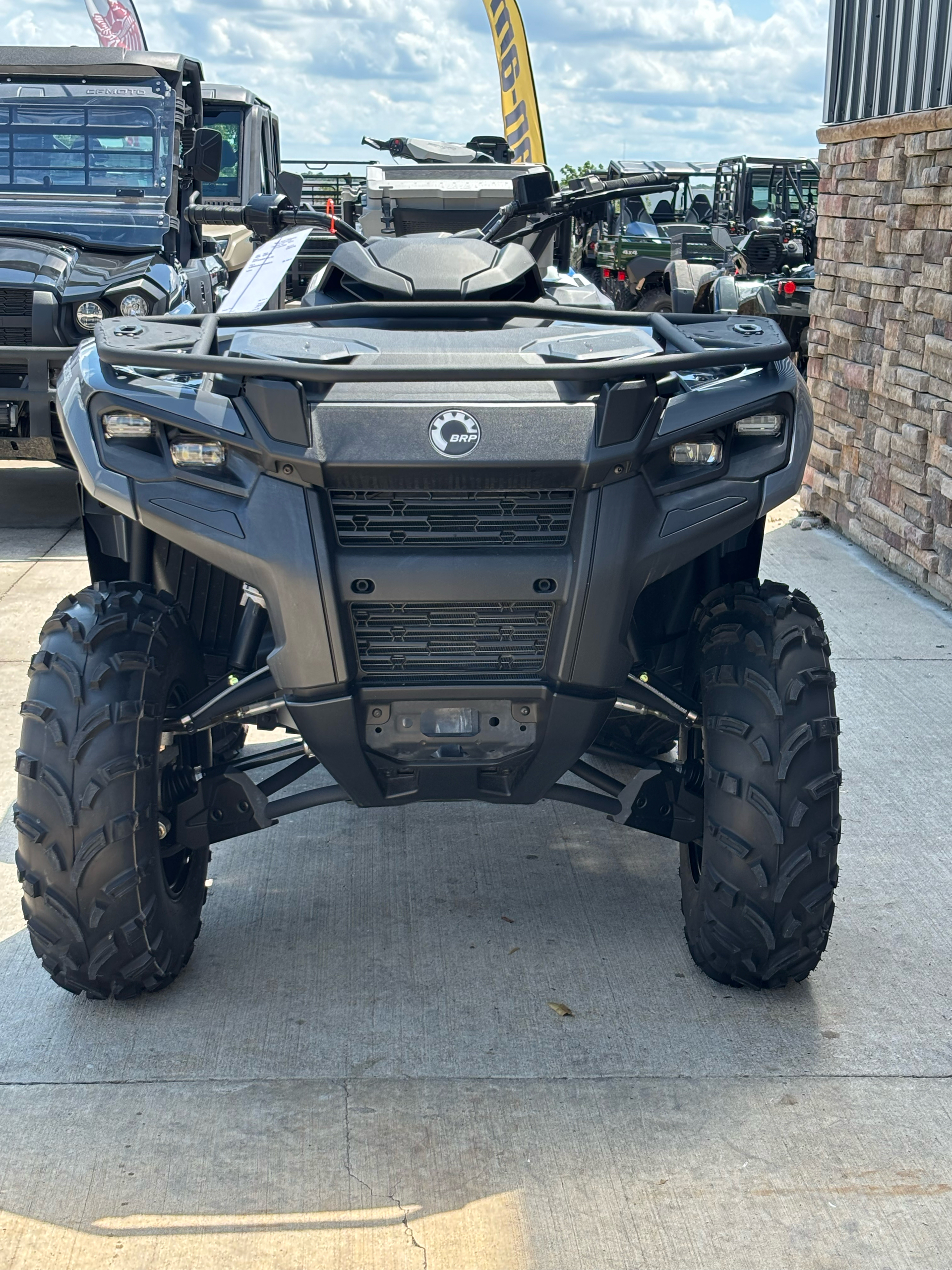 2025 Can-Am Outlander DPS 700 in Columbia, Missouri - Photo 11