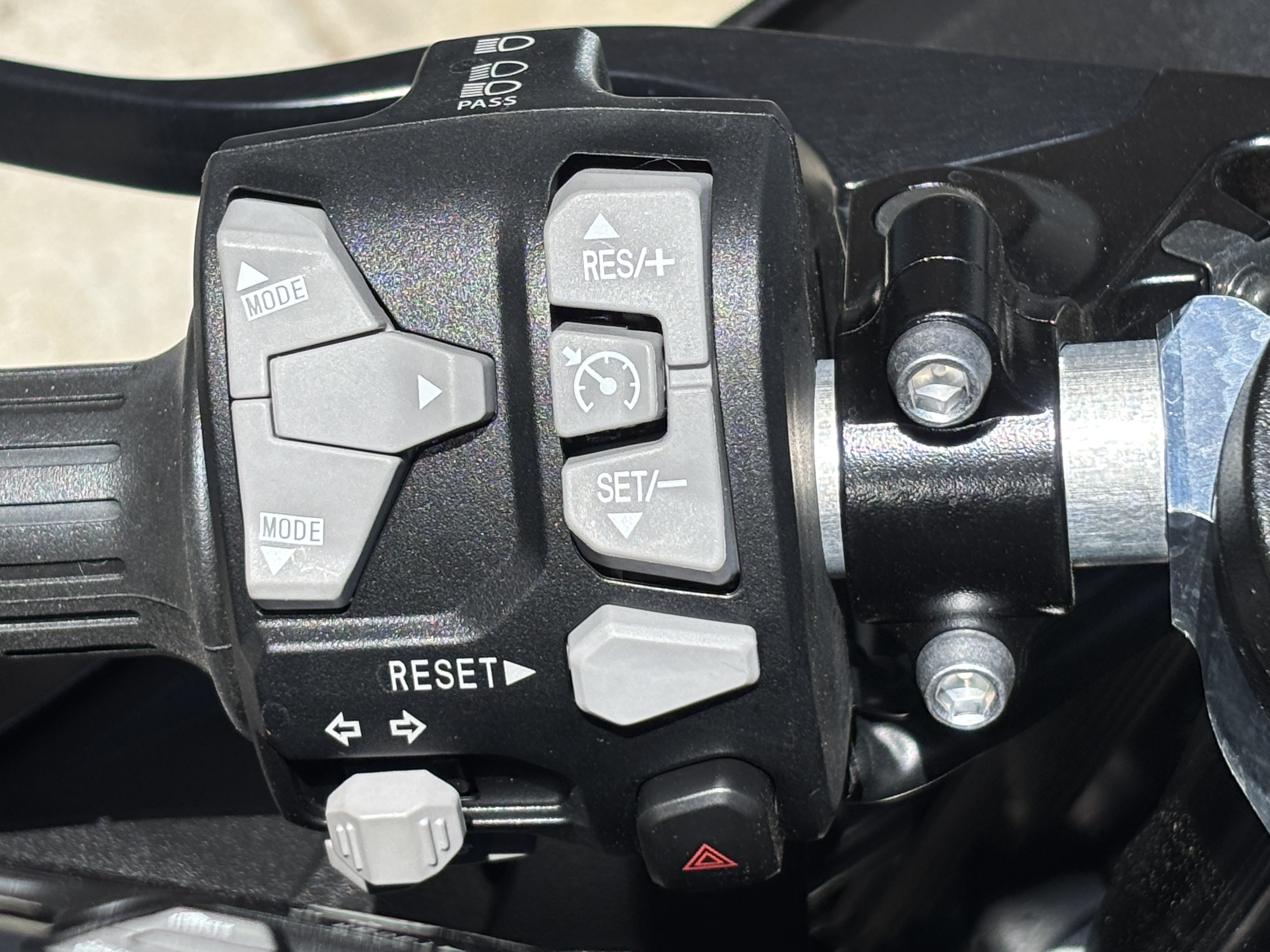 2026 Kawasaki Ninja® ZX™-10R ABS in Columbia, Missouri - Photo 9