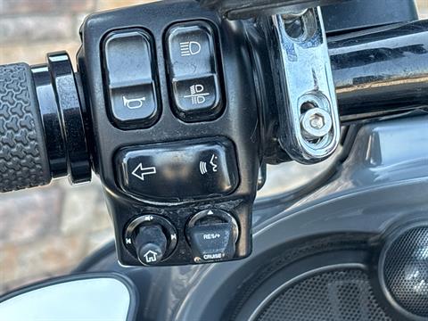 2018 Harley-Davidson CVO™ Street Glide® in Columbia, Missouri - Photo 8