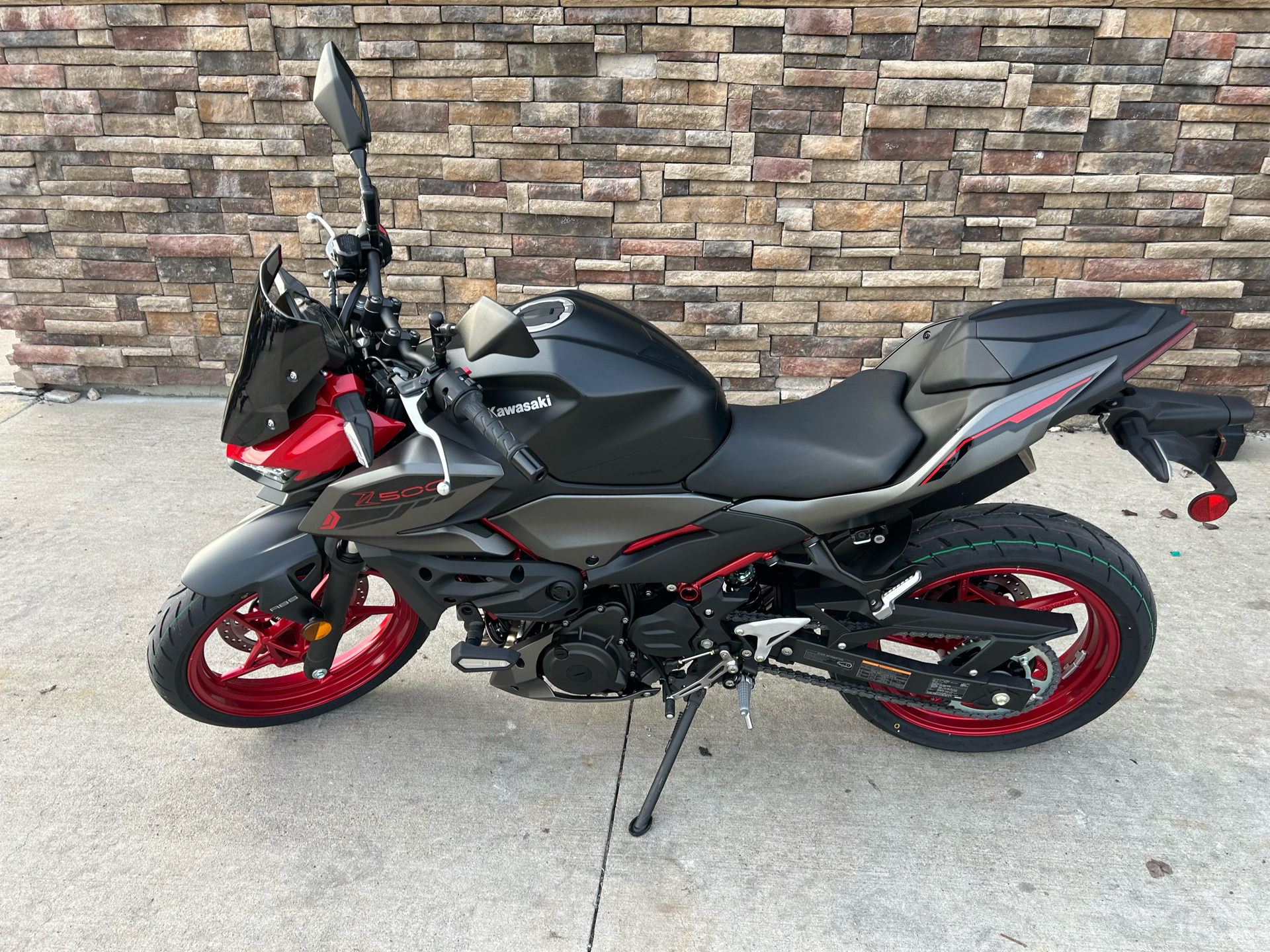 2025 Kawasaki Z500 SE ABS in Columbia, Missouri - Photo 1