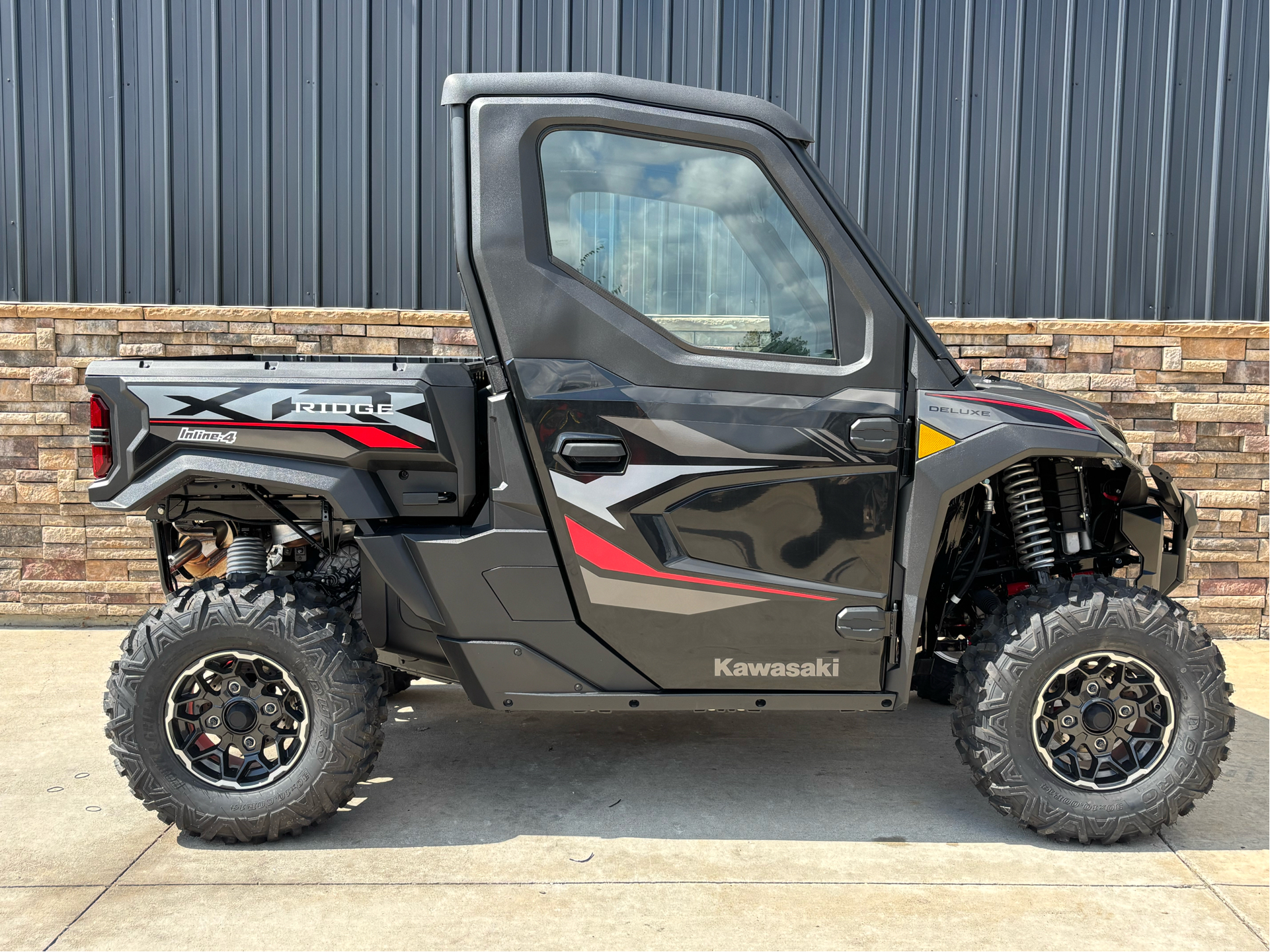 2025 Kawasaki RIDGE XR Deluxe HVAC in Columbia, Missouri - Photo 1
