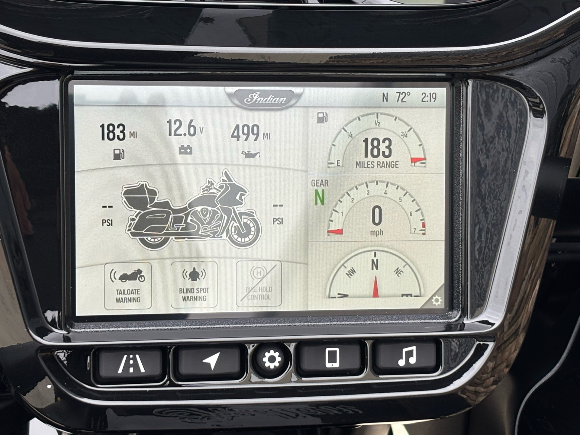 2025 Indian Motorcycle Pursuit® Dark Horse® with 112 and Powerband Audio Package in Columbia, Missouri - Photo 11