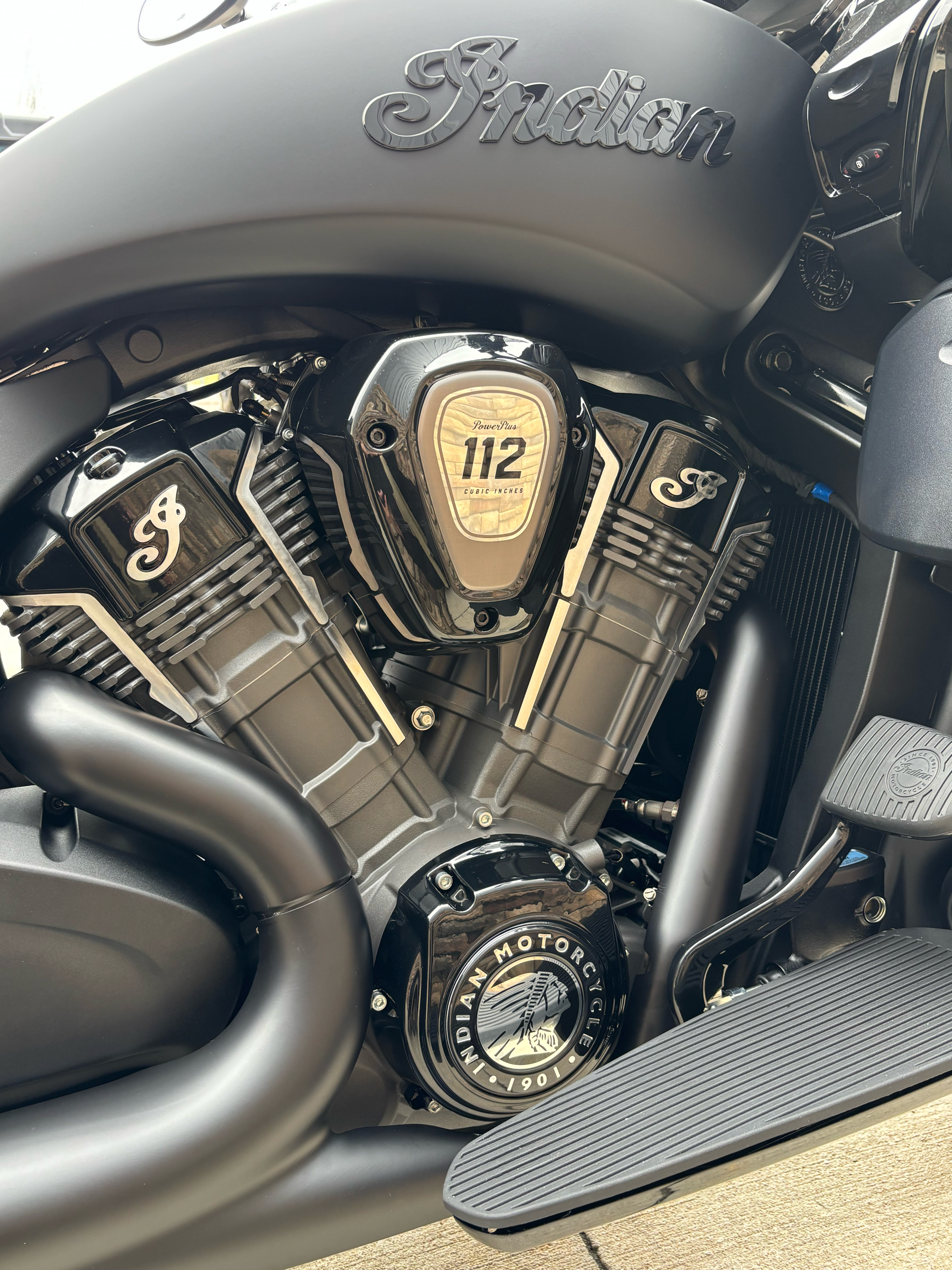 2025 Indian Motorcycle Pursuit® Dark Horse® with 112 and Powerband Audio Package in Columbia, Missouri - Photo 15