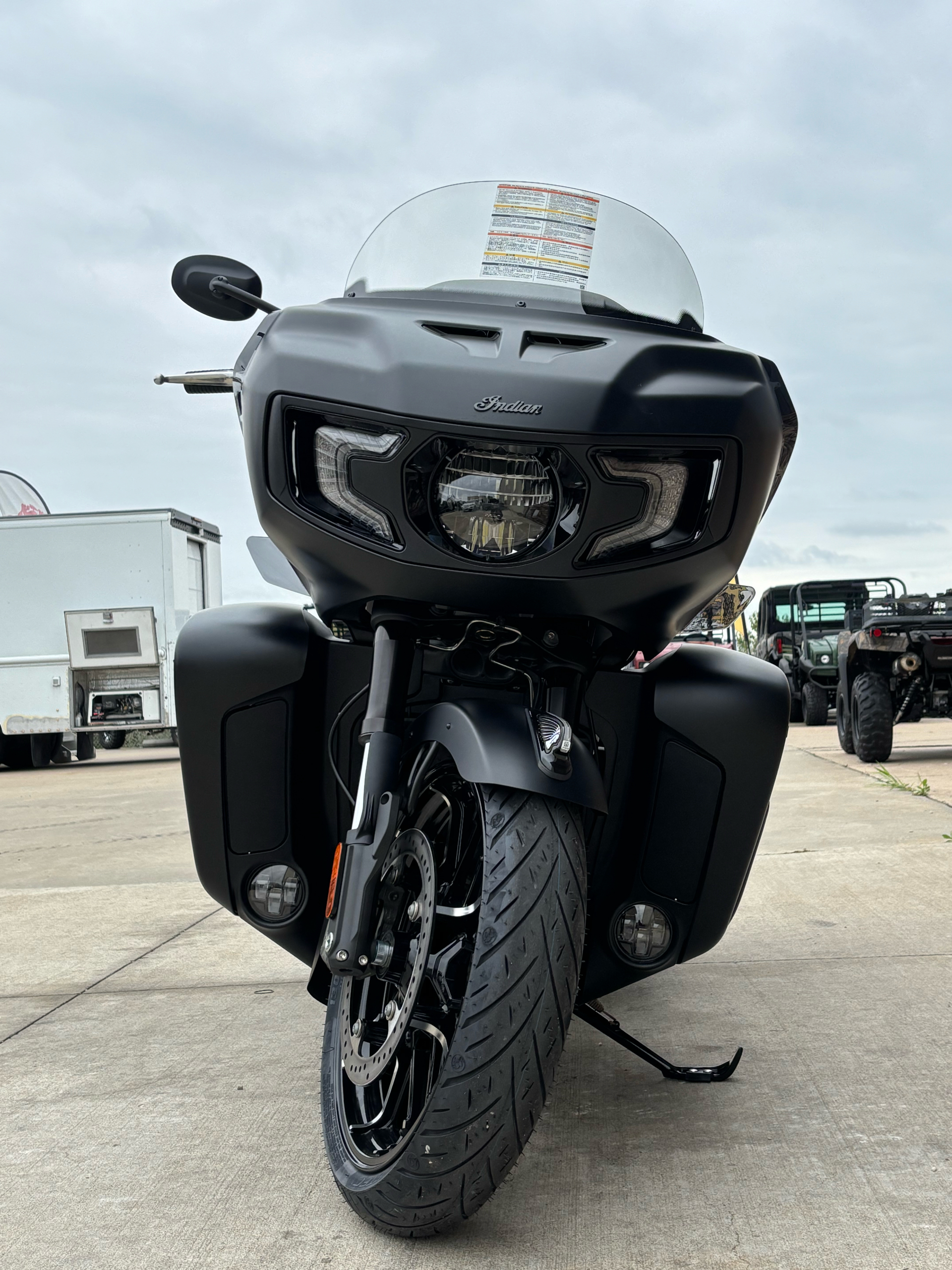 2025 Indian Motorcycle Pursuit® Dark Horse® with 112 and Powerband Audio Package in Columbia, Missouri - Photo 16