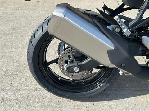 2025 Kawasaki Ninja ZX-4R ABS in Columbia, Missouri - Photo 11