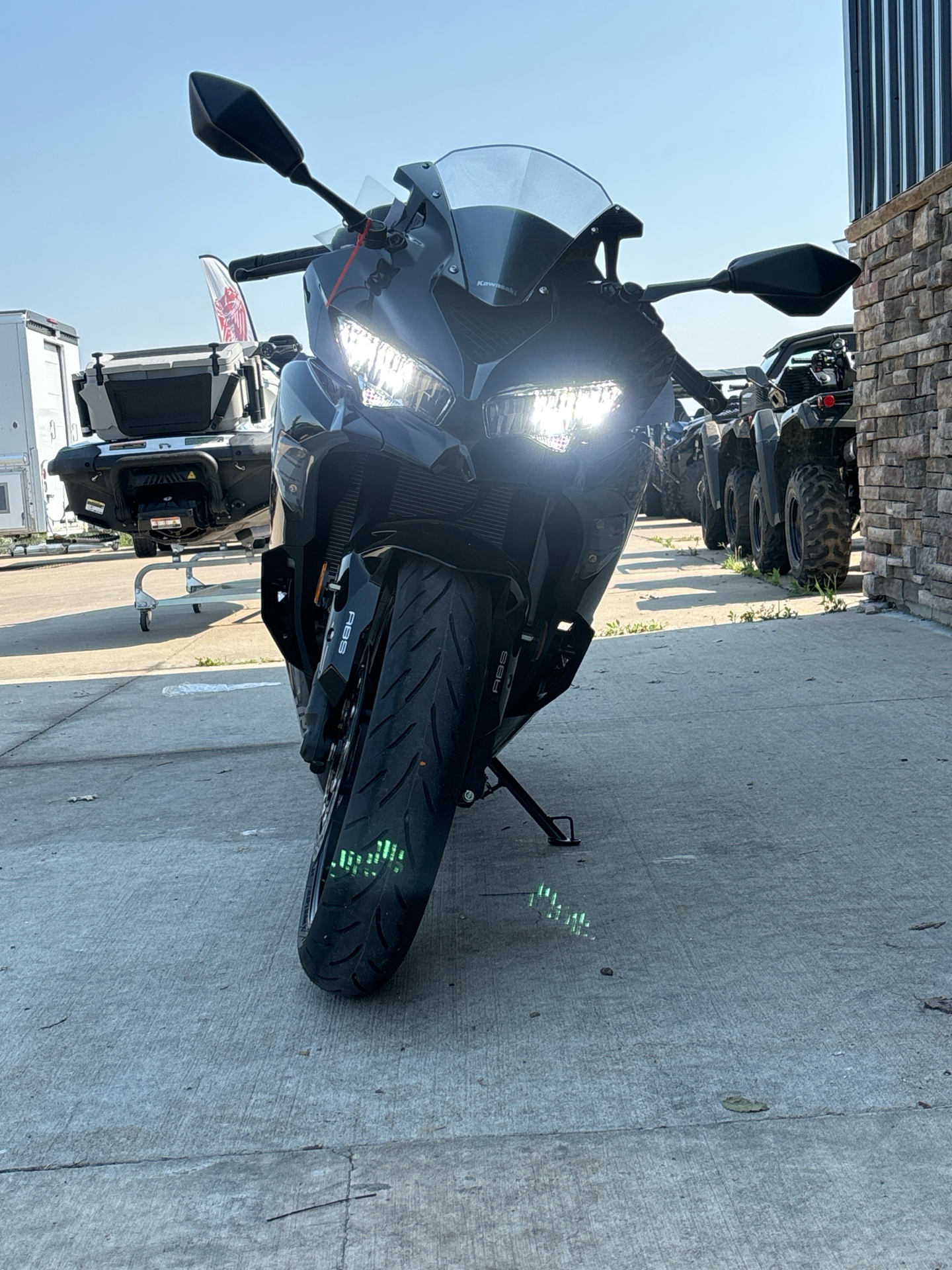 2025 Kawasaki Ninja ZX-4R ABS in Columbia, Missouri - Photo 4