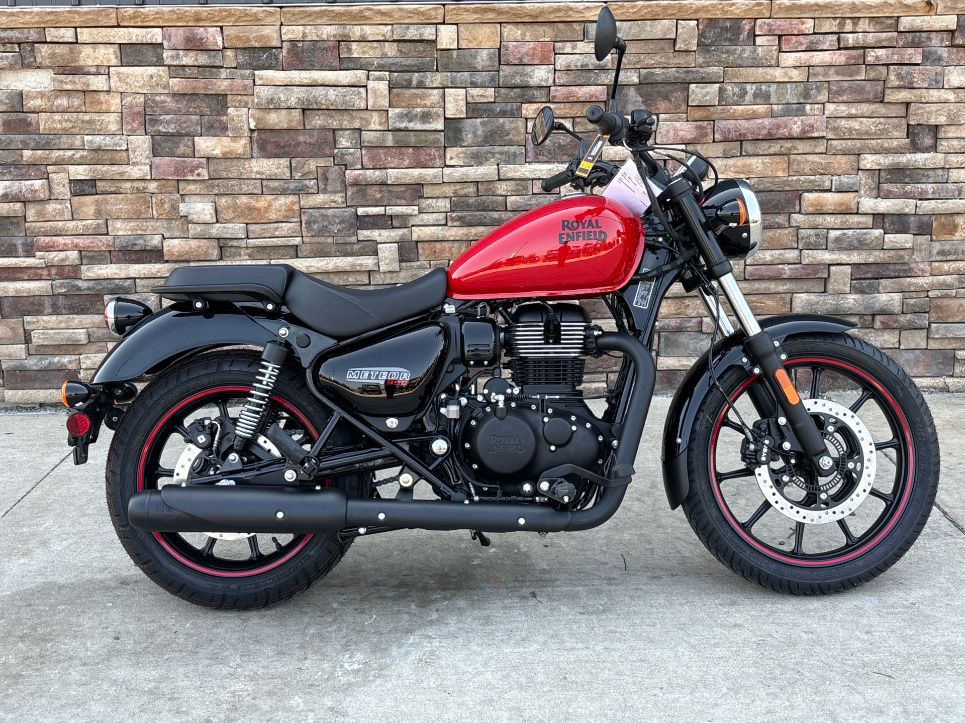 2024 Royal Enfield Meteor 350 in Columbia, Missouri - Photo 1