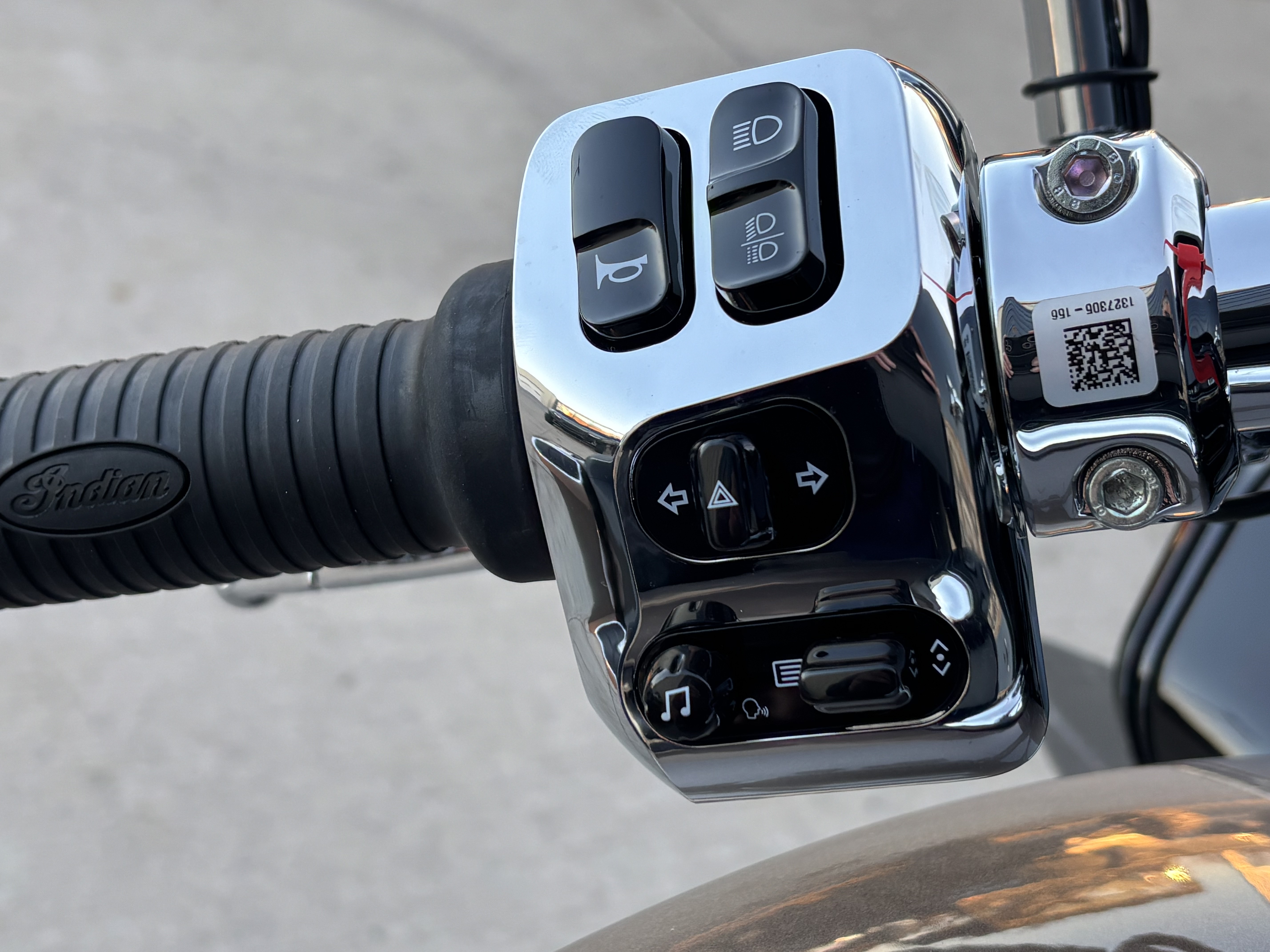 2026 Indian Motorcycle Challenger® Limited 112 with PowerBand Audio Package in Columbia, Missouri - Photo 8