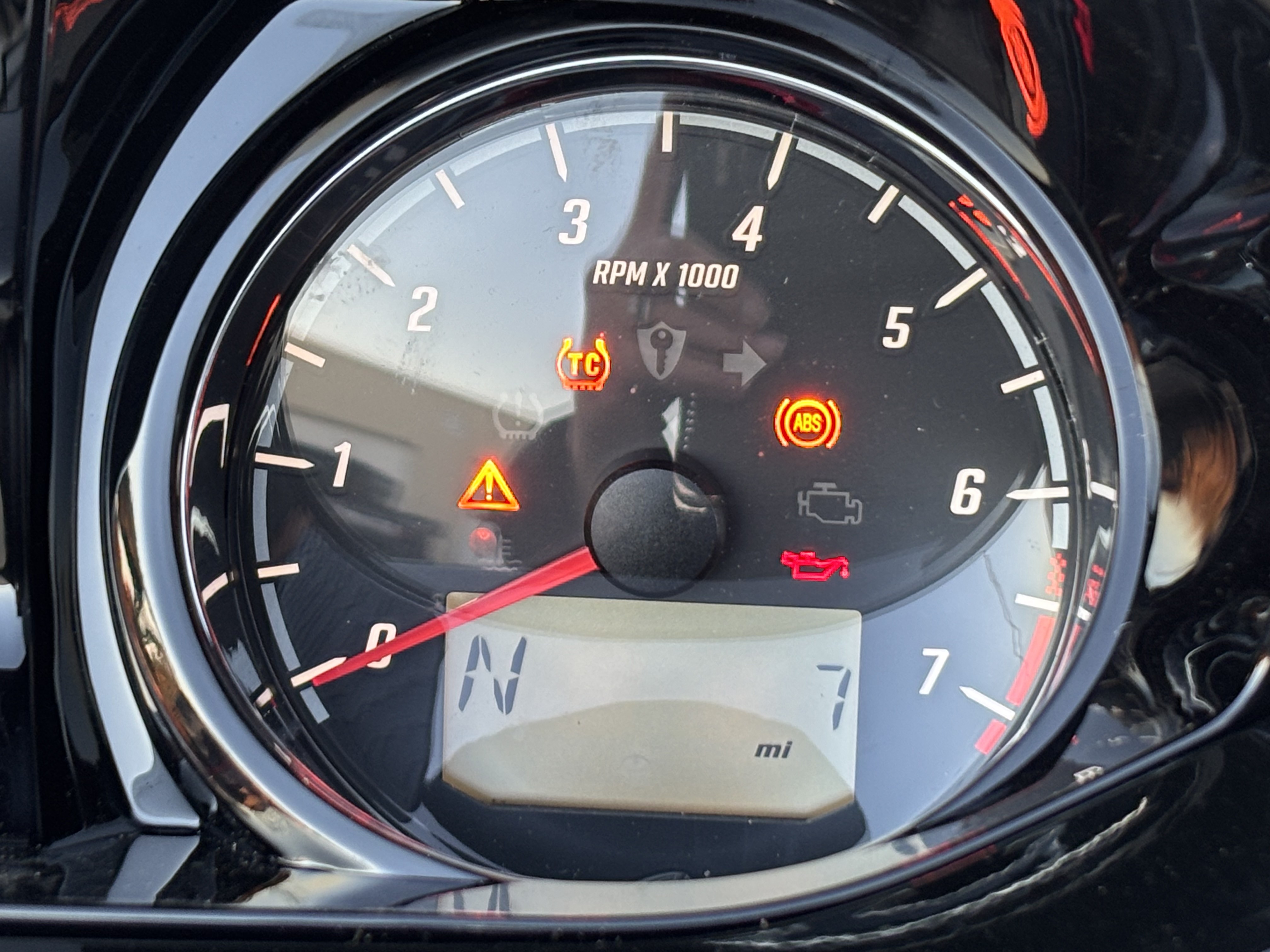 2026 Indian Motorcycle Challenger® Limited 112 with PowerBand Audio Package in Columbia, Missouri - Photo 10