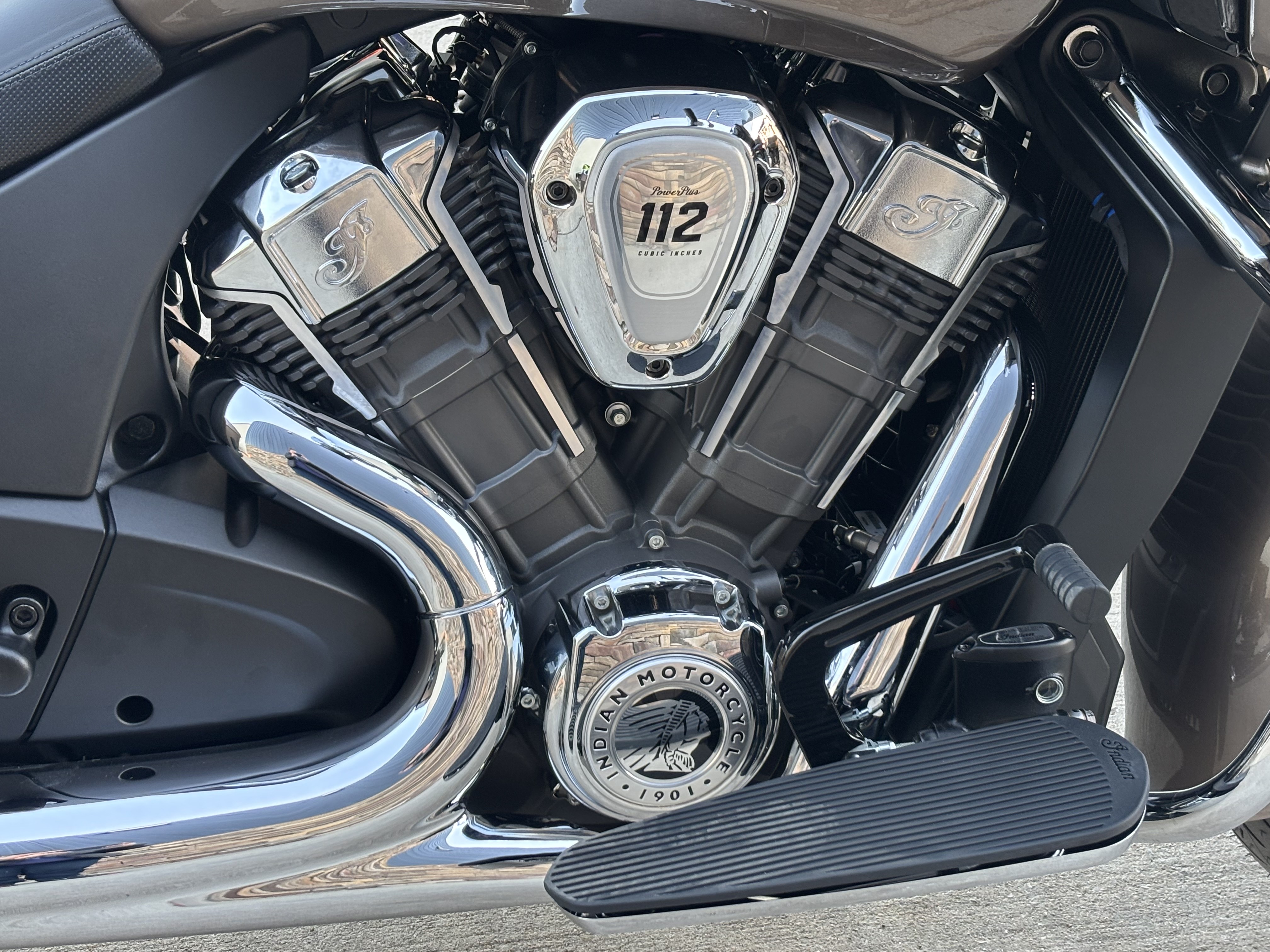 2026 Indian Motorcycle Challenger® Limited 112 with PowerBand Audio Package in Columbia, Missouri - Photo 12
