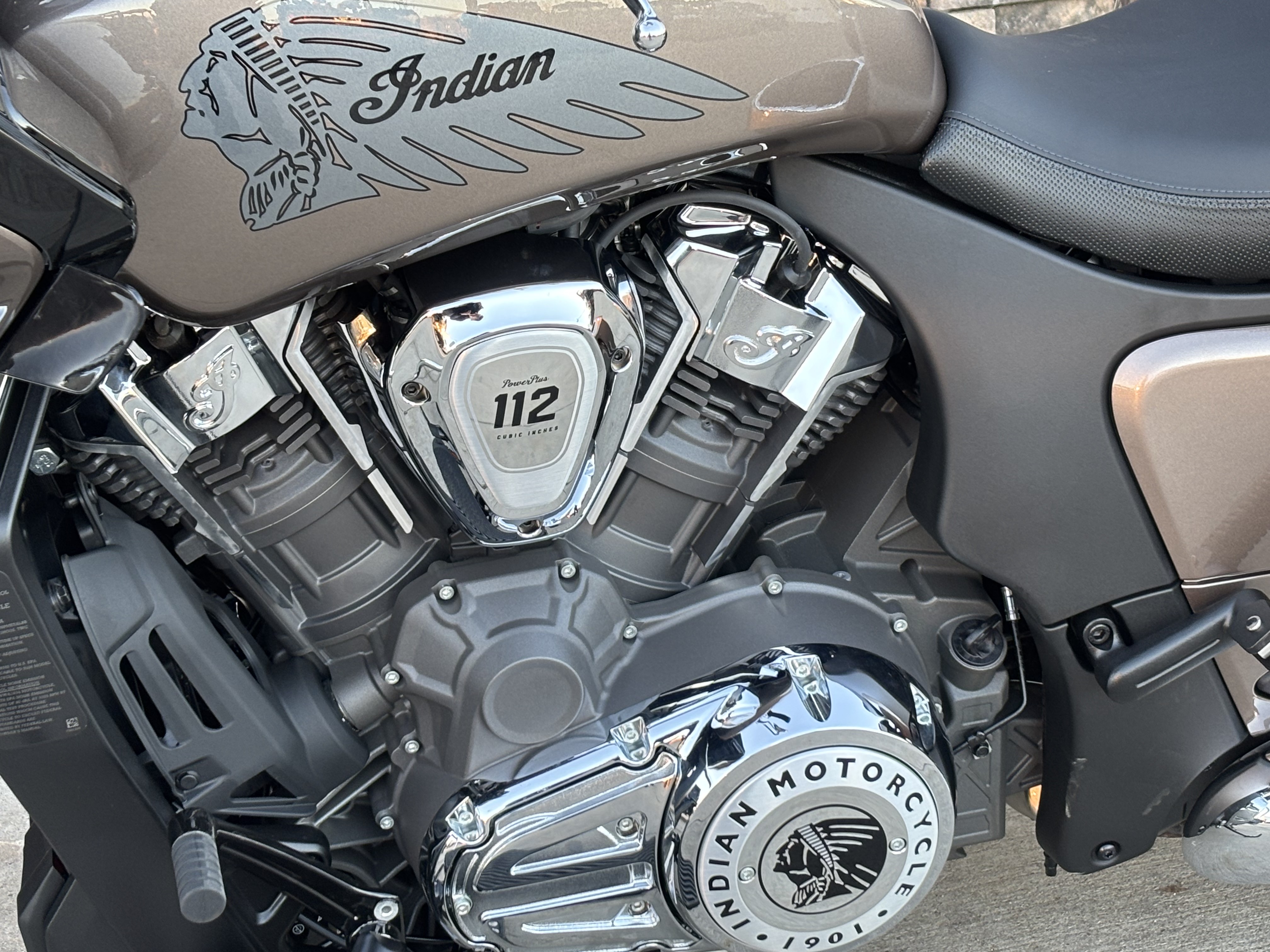 2026 Indian Motorcycle Challenger® Limited 112 with PowerBand Audio Package in Columbia, Missouri - Photo 13
