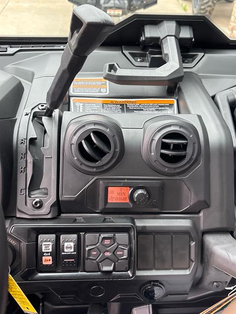 2025 Can-Am Defender Limited in Columbia, Missouri - Photo 11
