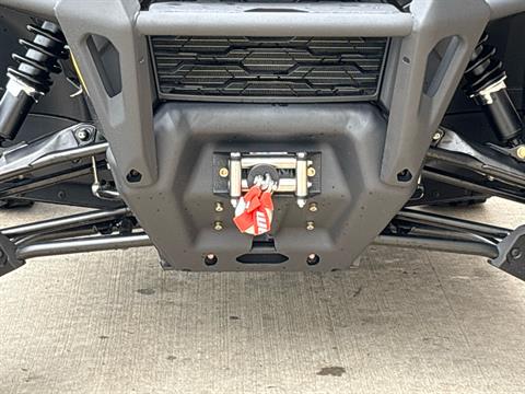 2025 Can-Am Defender Limited in Columbia, Missouri - Photo 13