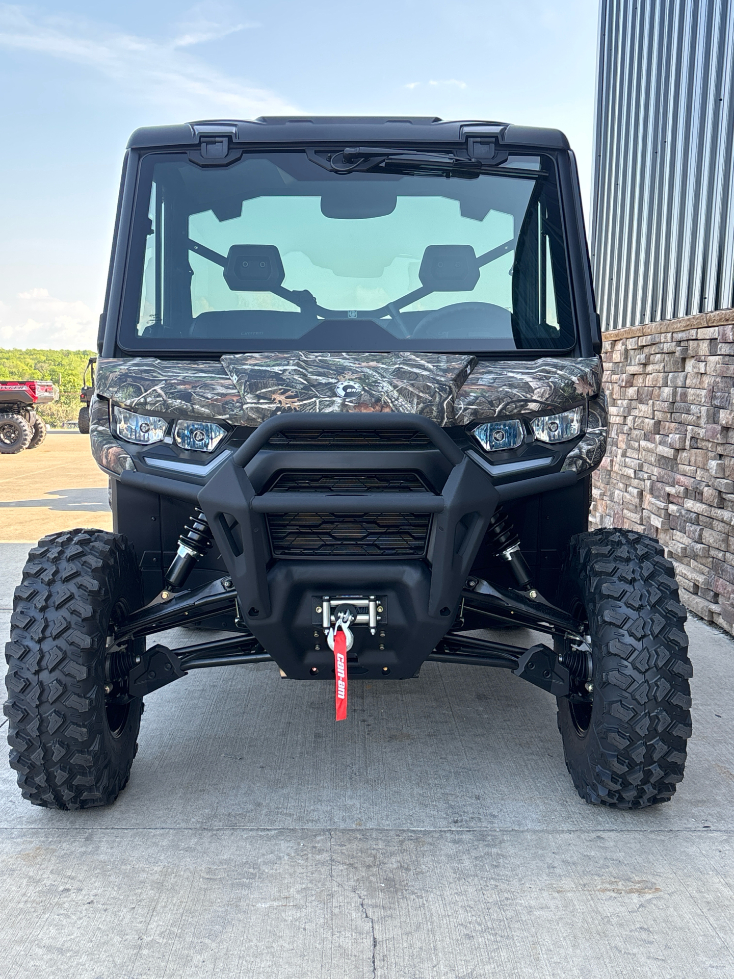 2025 Can-Am Defender Limited in Columbia, Missouri - Photo 4
