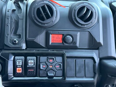 2025 Can-Am Defender Limited in Columbia, Missouri - Photo 8