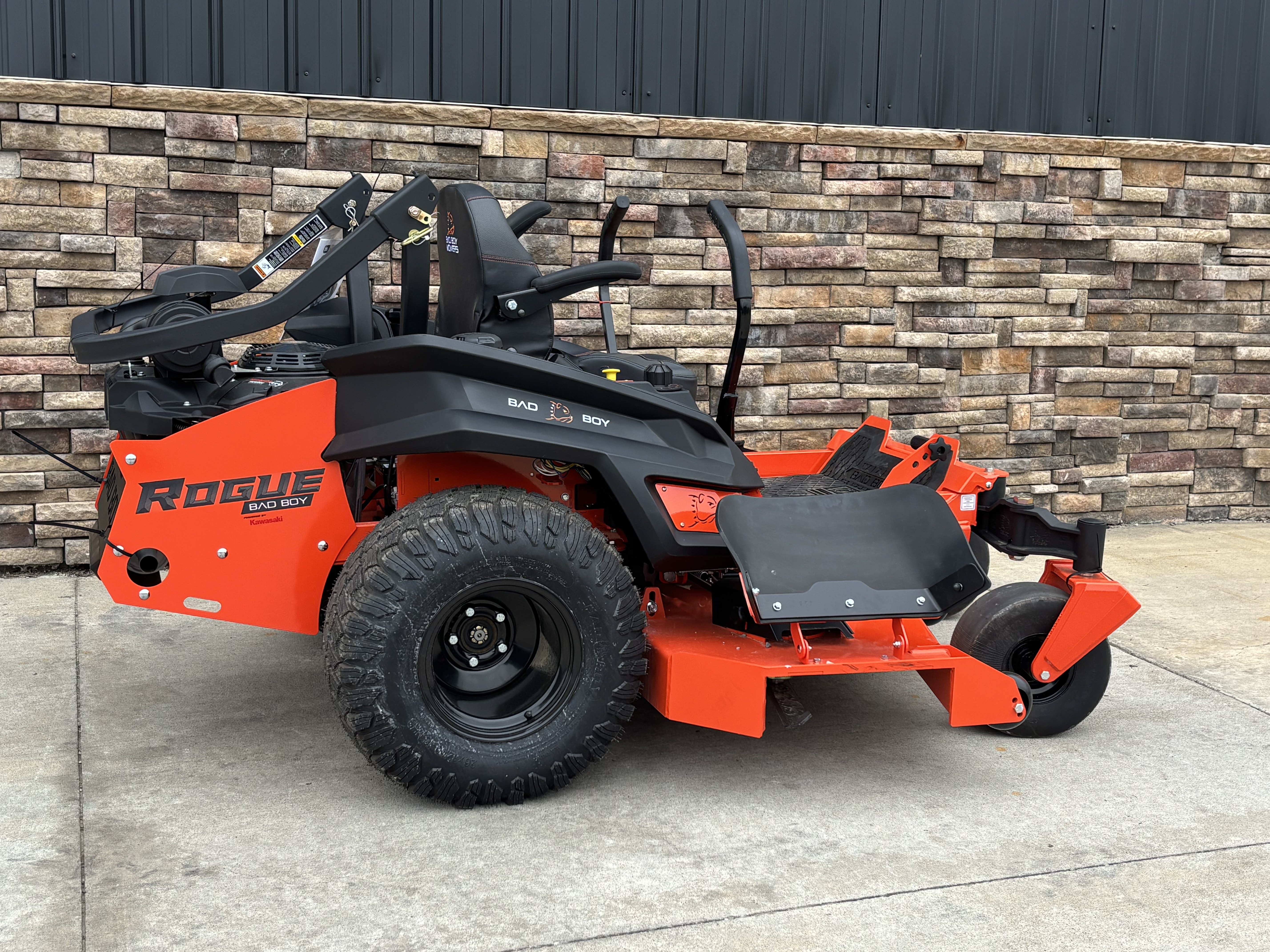 2026 Bad Boy Mowers Rogue 72 in. Kawasaki FX1000V EFI 38.5 hp in Columbia, Missouri - Photo 3