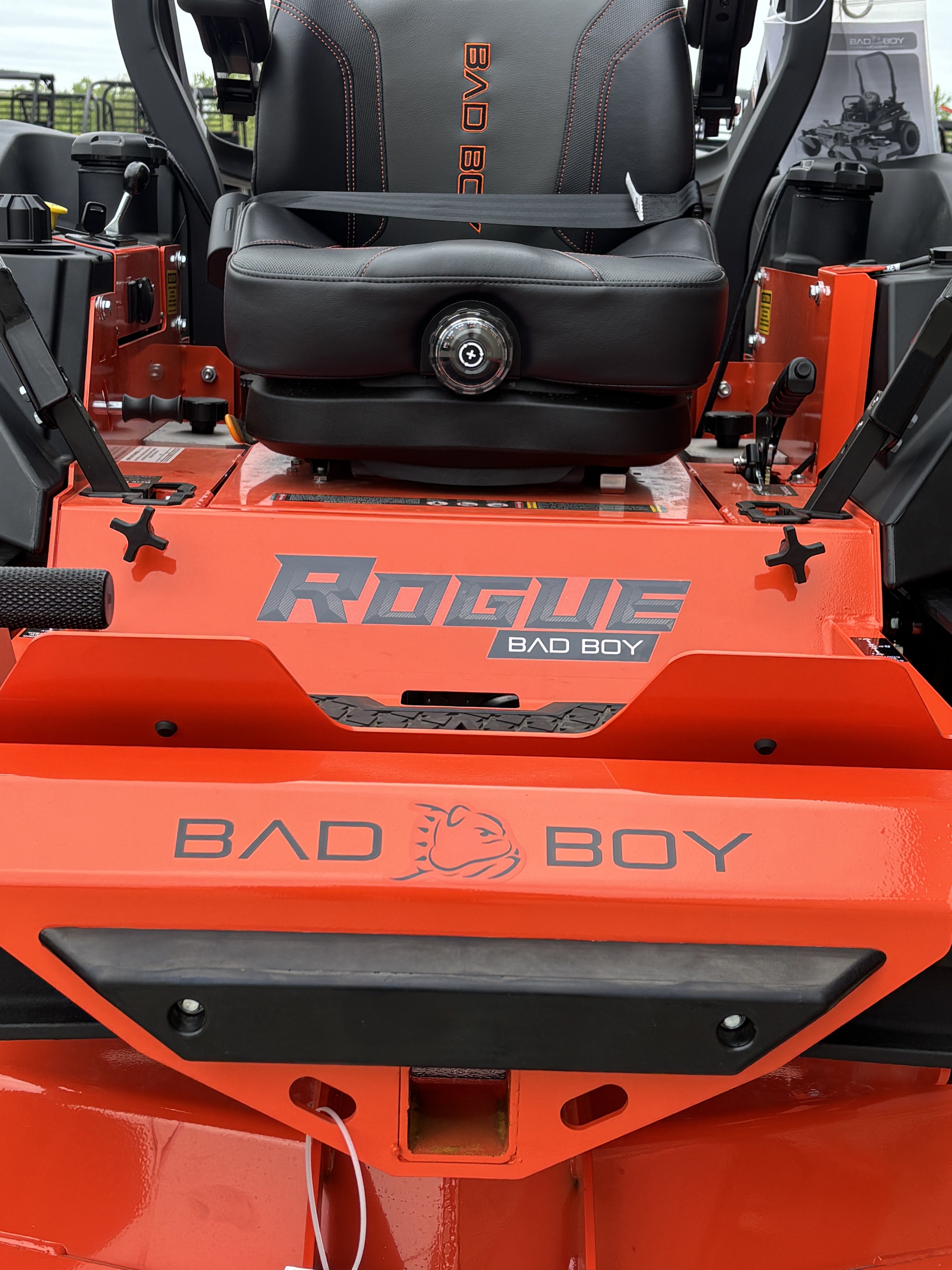 2026 Bad Boy Mowers Rogue 72 in. Kawasaki FX1000V EFI 38.5 hp in Columbia, Missouri - Photo 6