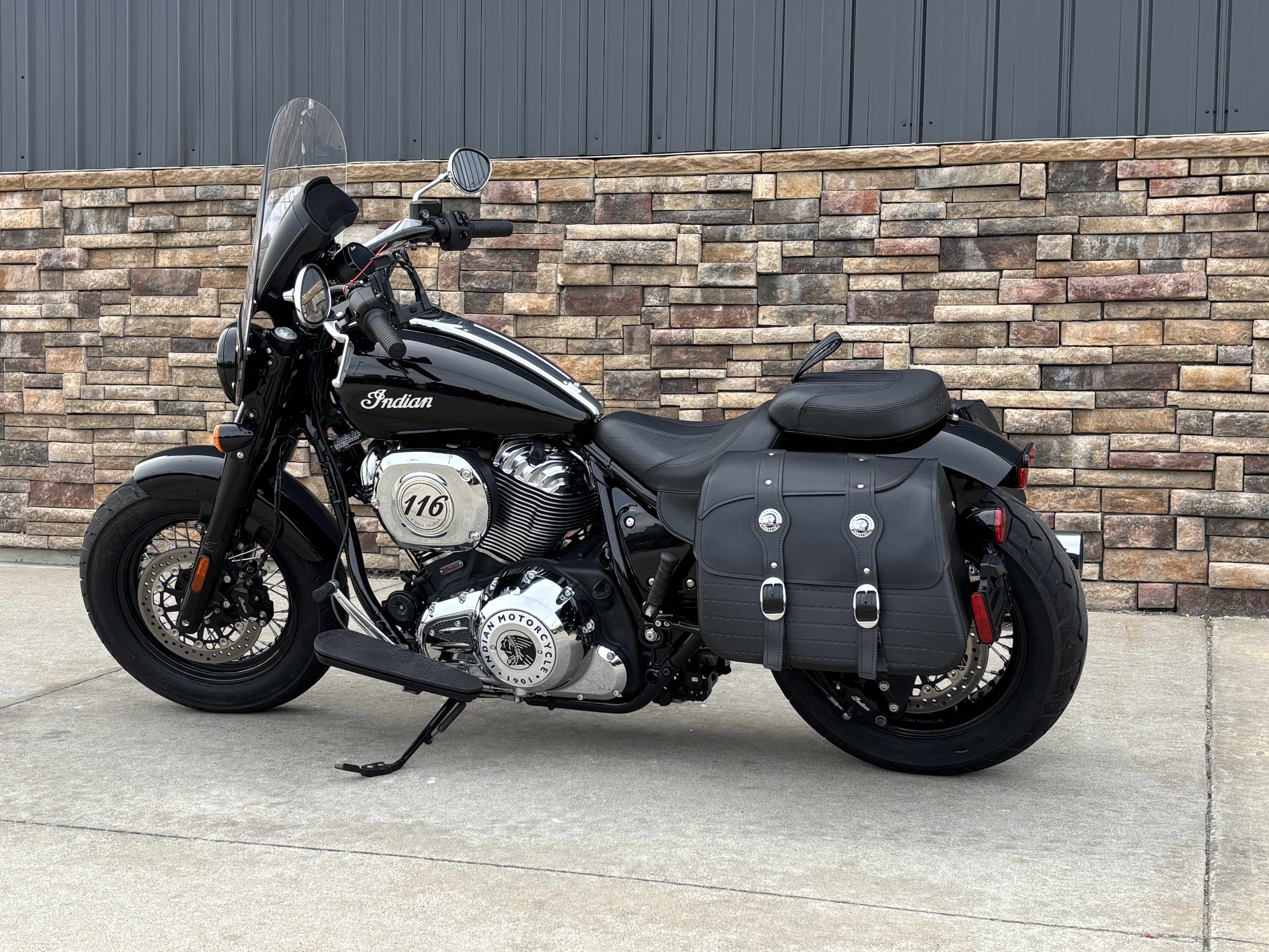 2022 Indian Motorcycle Super Chief Limited ABS in Columbia, Missouri - Photo 2