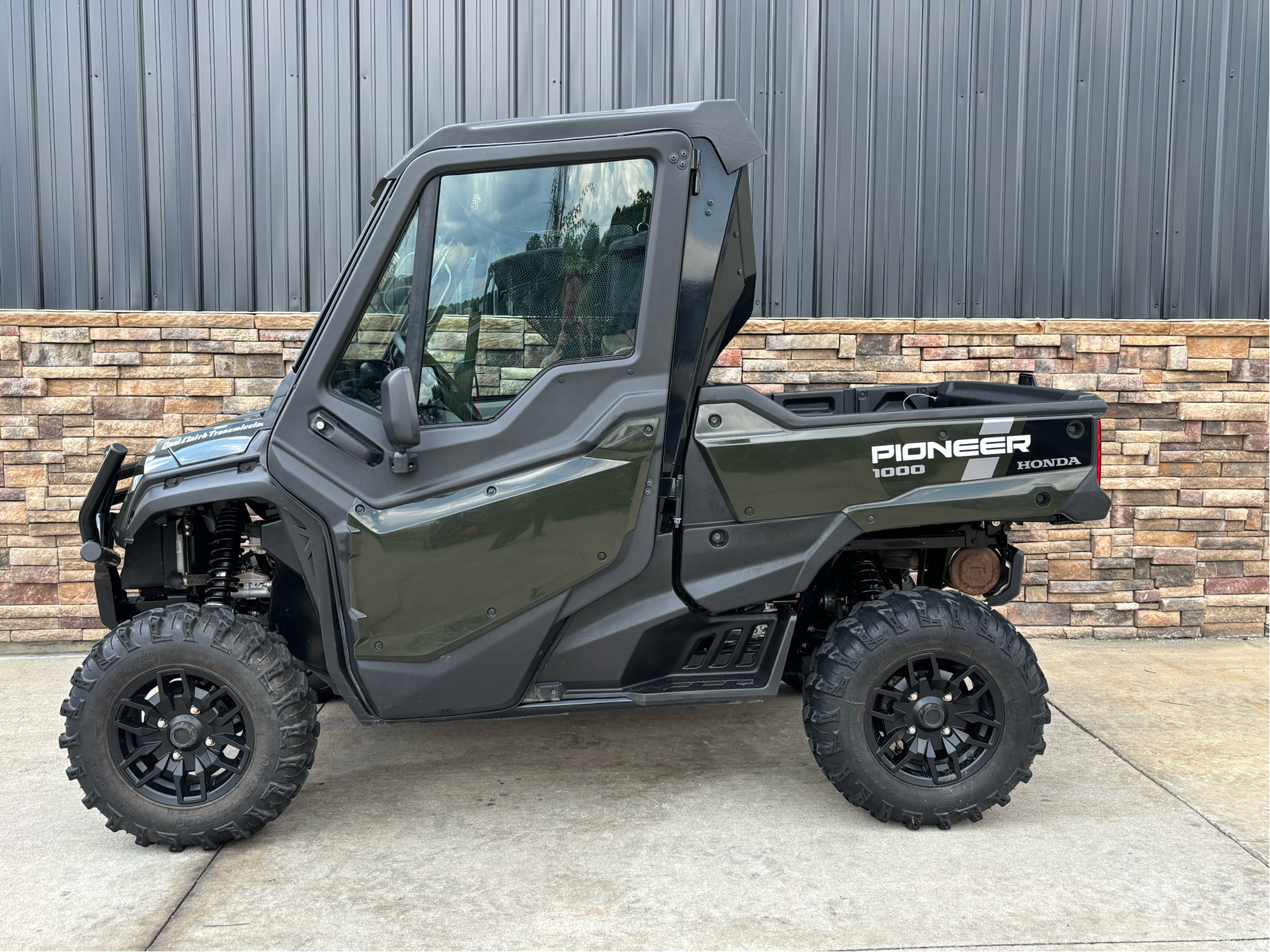 2025 Honda Pioneer 1000 Deluxe in Columbia, Missouri - Photo 11