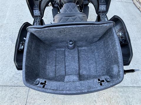 2023 Indian Motorcycle Pursuit® Dark Horse® with Premium Package in Columbia, Missouri - Photo 8