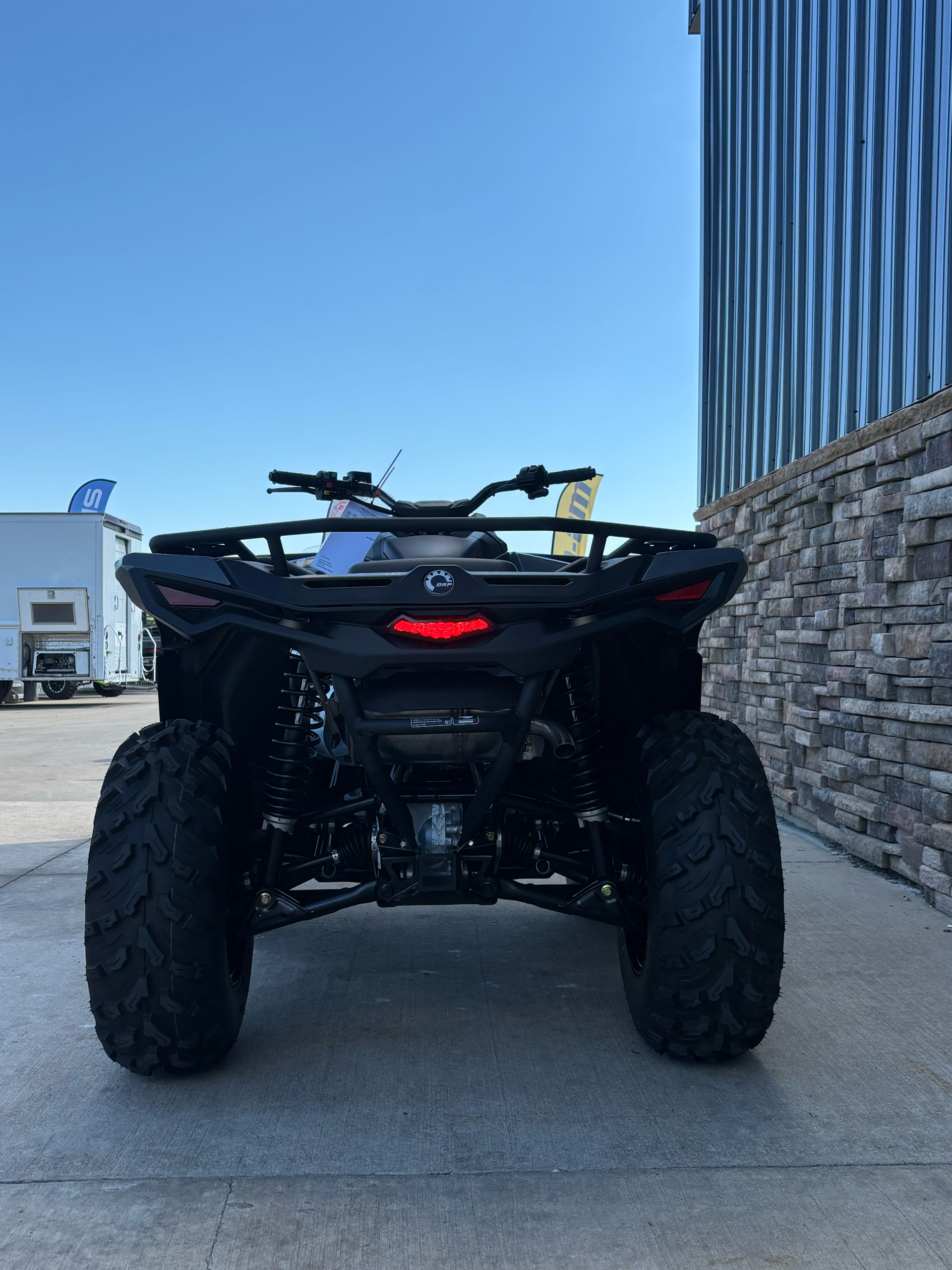 2025 Can-Am Outlander 500 in Columbia, Missouri - Photo 5