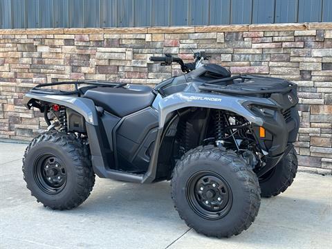 2025 Can-Am Outlander 500 in Columbia, Missouri - Photo 12