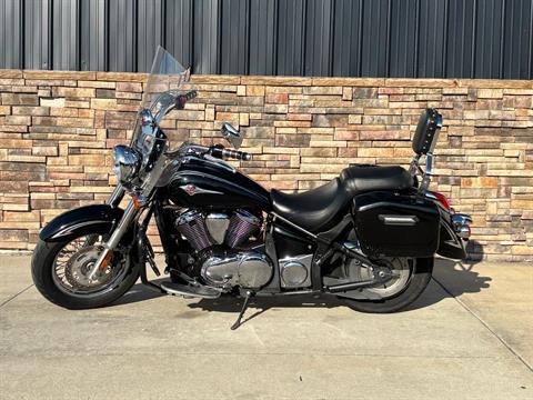 2011 Kawasaki Vulcan 900 Classic SE — photo 1 of 15