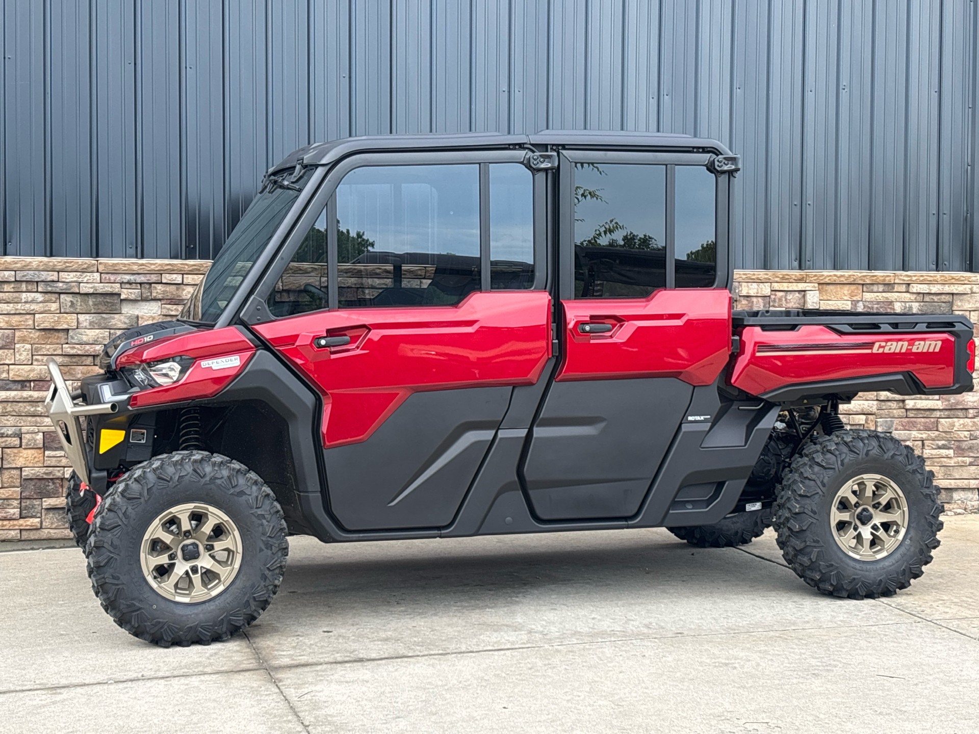 2025 Can-Am Defender MAX Limited in Columbia, Missouri - Photo 3