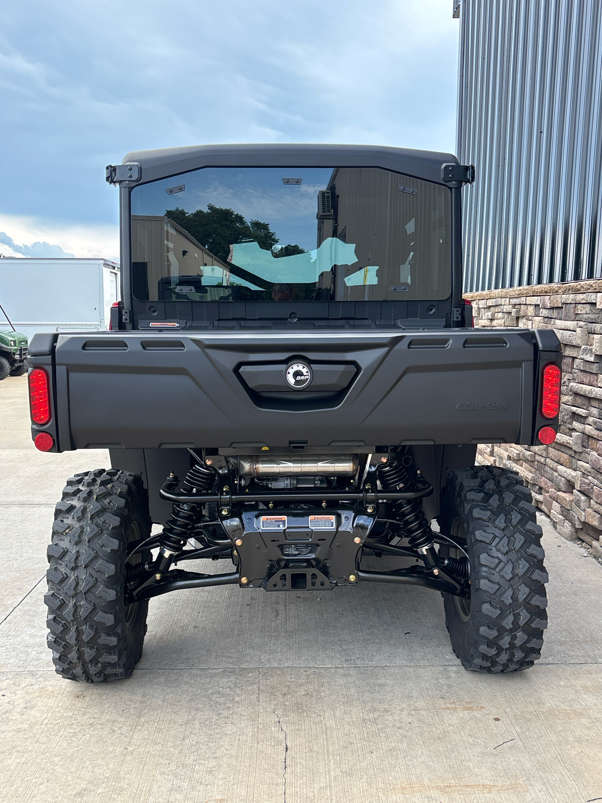 2025 Can-Am Defender MAX Limited in Columbia, Missouri - Photo 8