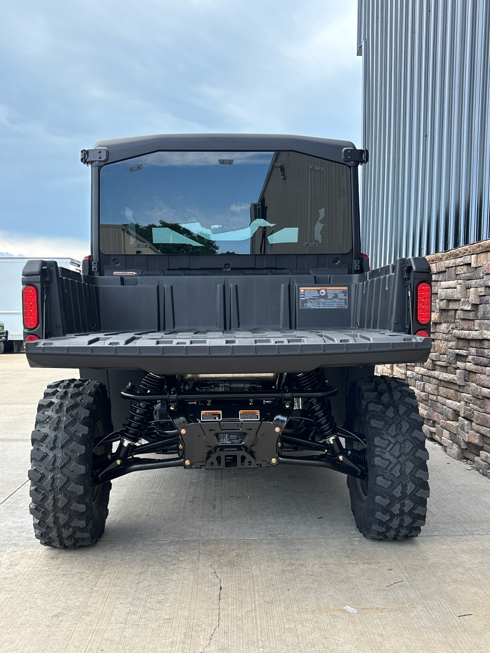 2025 Can-Am Defender MAX Limited in Columbia, Missouri - Photo 9