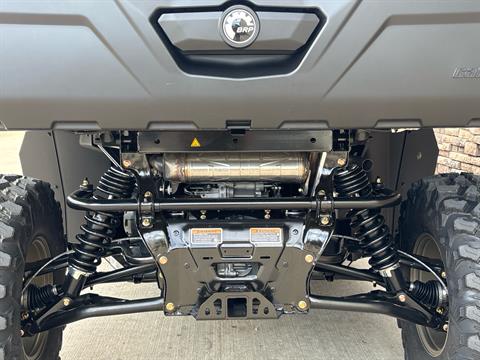 2025 Can-Am Defender MAX Limited in Columbia, Missouri - Photo 10