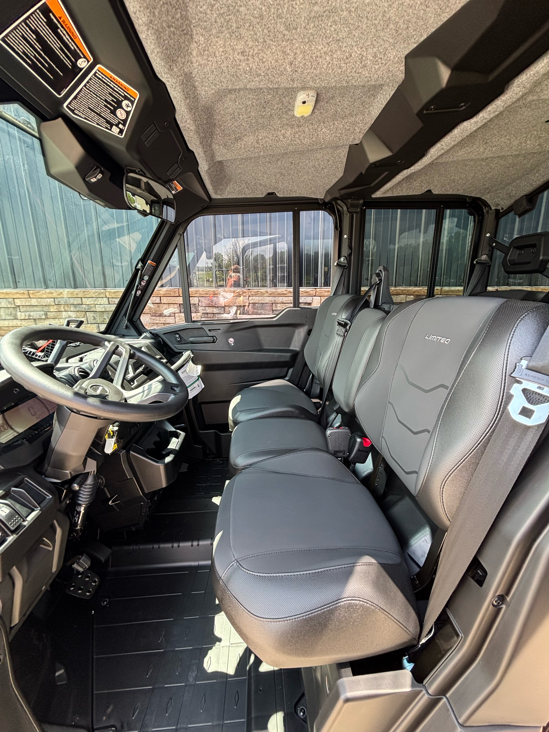 2025 Can-Am Defender MAX Limited in Columbia, Missouri - Photo 7