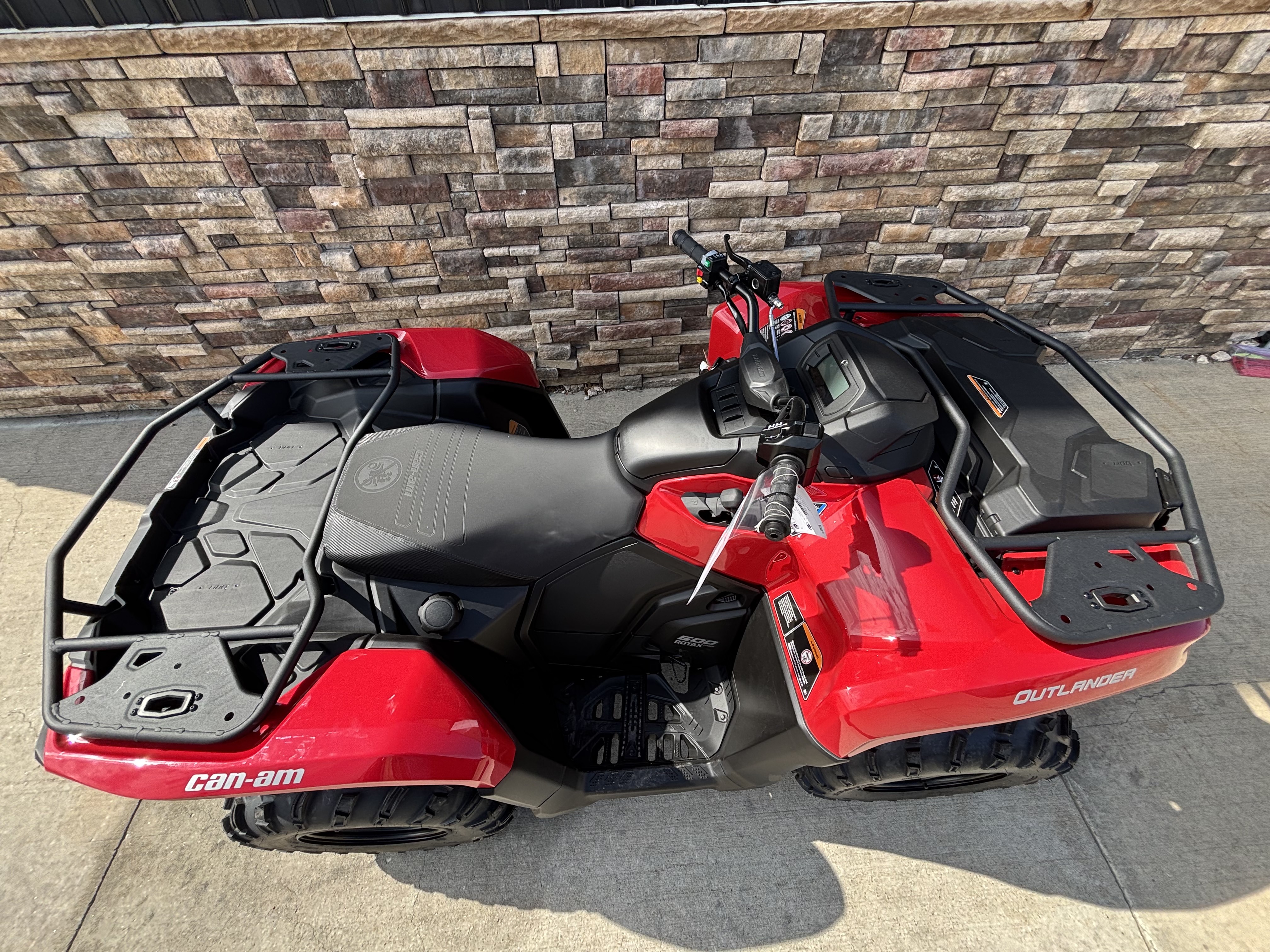 2026 Can-Am Outlander DPS 500 in Columbia, Missouri - Photo 11