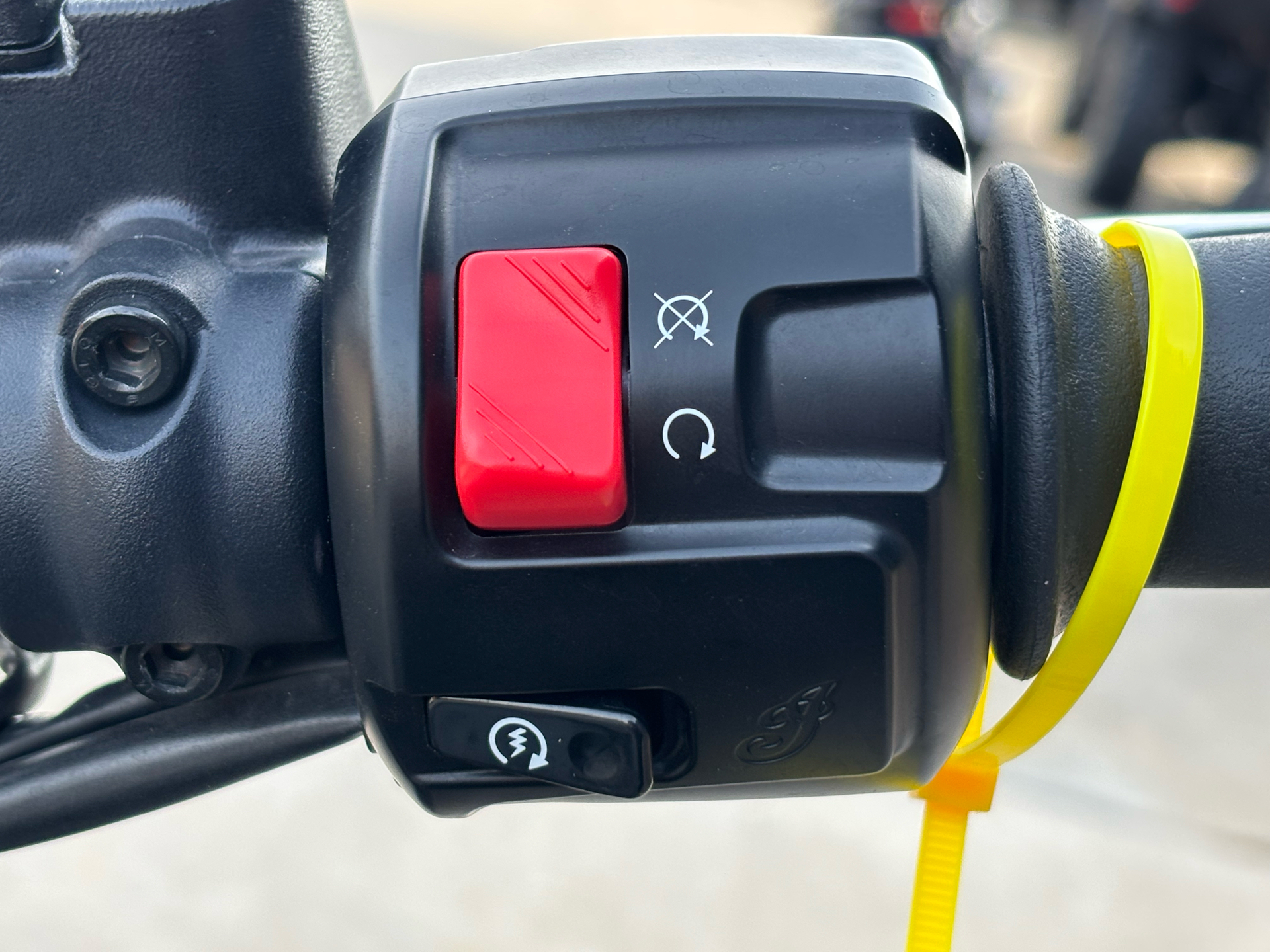 2023 Indian Motorcycle Scout® Rogue ABS in Columbia, Missouri - Photo 10