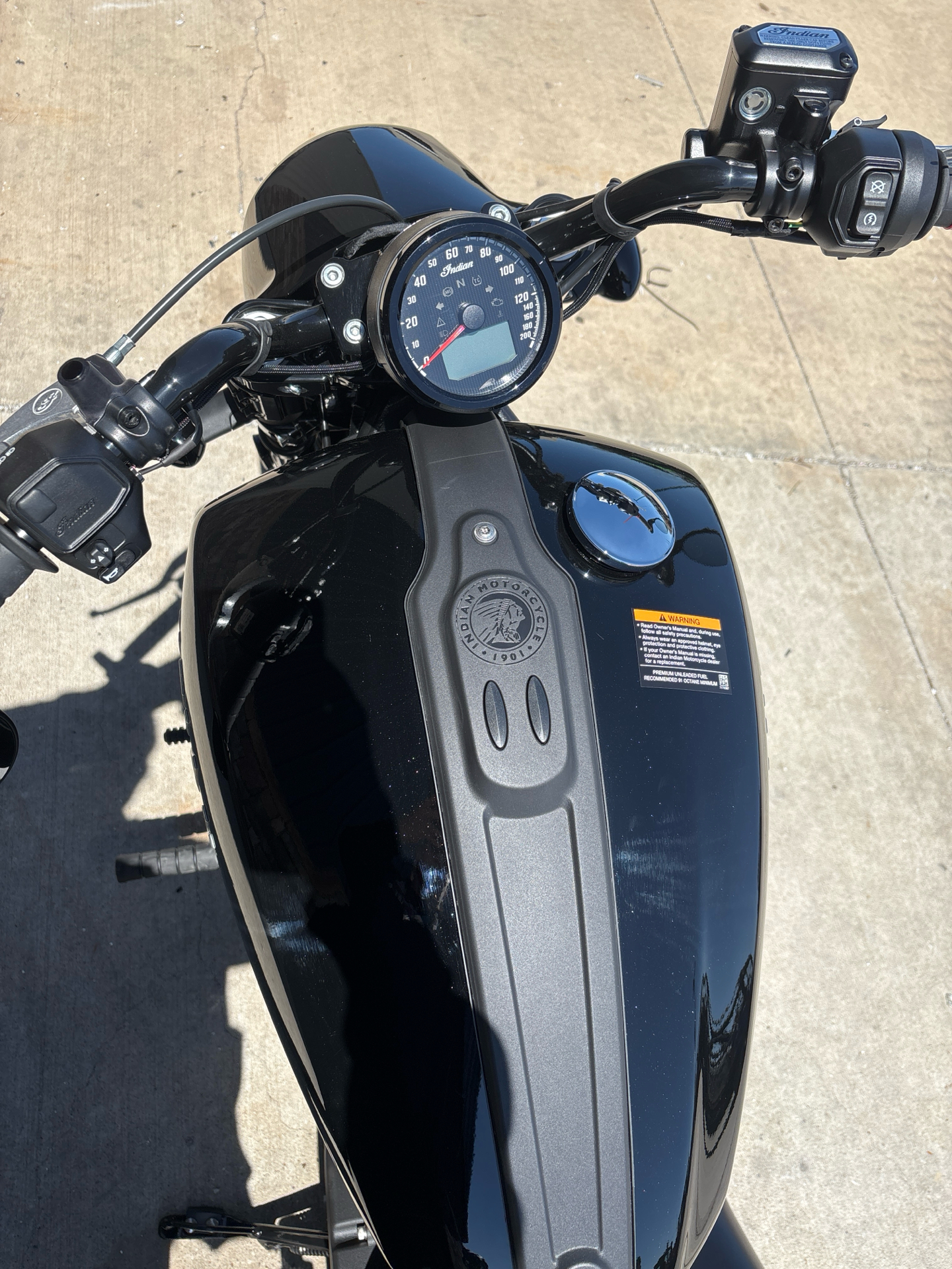 2025 Indian Motorcycle Scout® Bobber in Columbia, Missouri - Photo 6