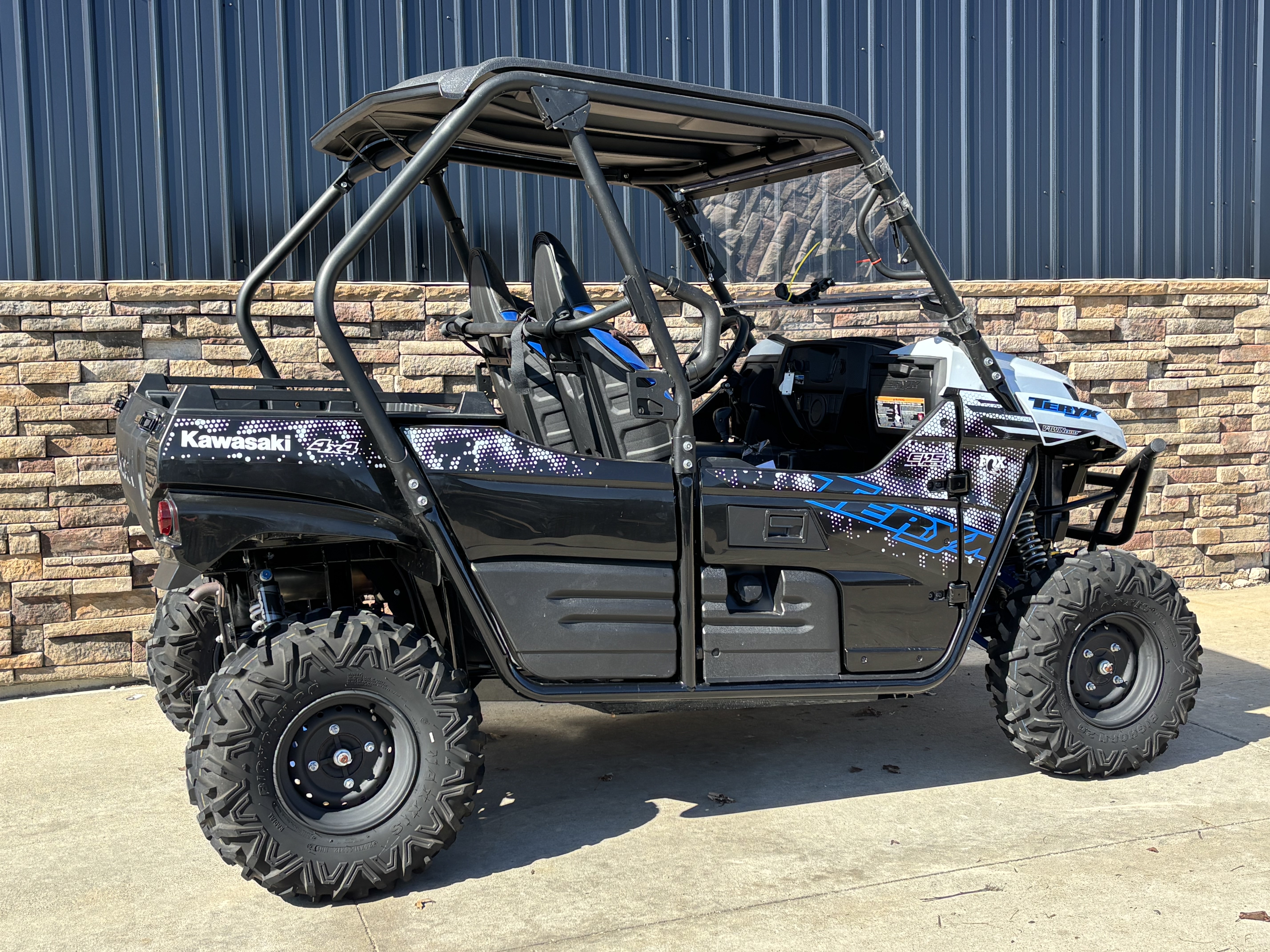 2024 Kawasaki Teryx4 in Columbia, Missouri - Photo 2