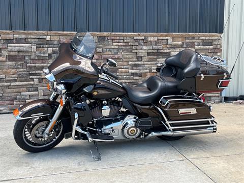 2013 Harley-Davidson Electra Glide® Ultra Limited 110th Anniversary Edition in Columbia, Missouri - Photo 3