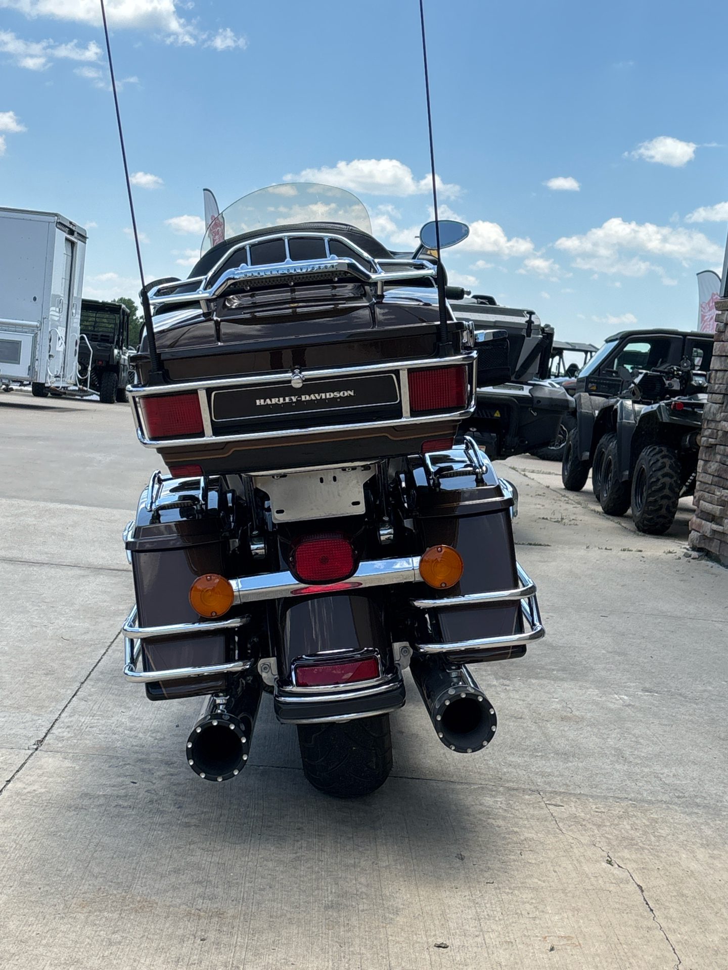 2013 Harley-Davidson Electra Glide® Ultra Limited 110th Anniversary Edition in Columbia, Missouri - Photo 5