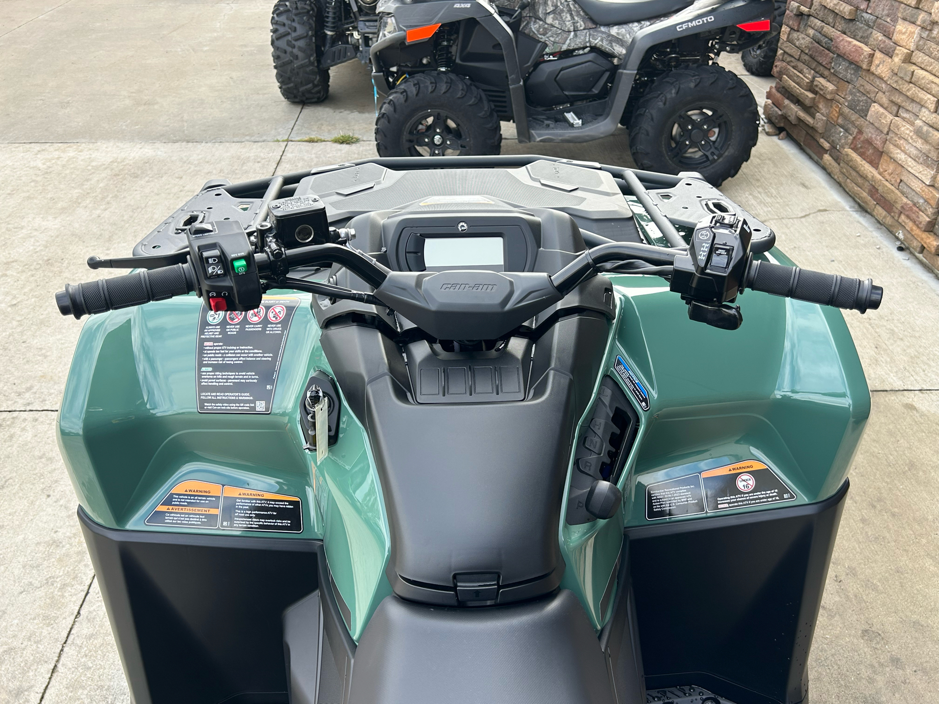 2025 Can-Am Outlander PRO XU HD7 in Columbia, Missouri - Photo 5