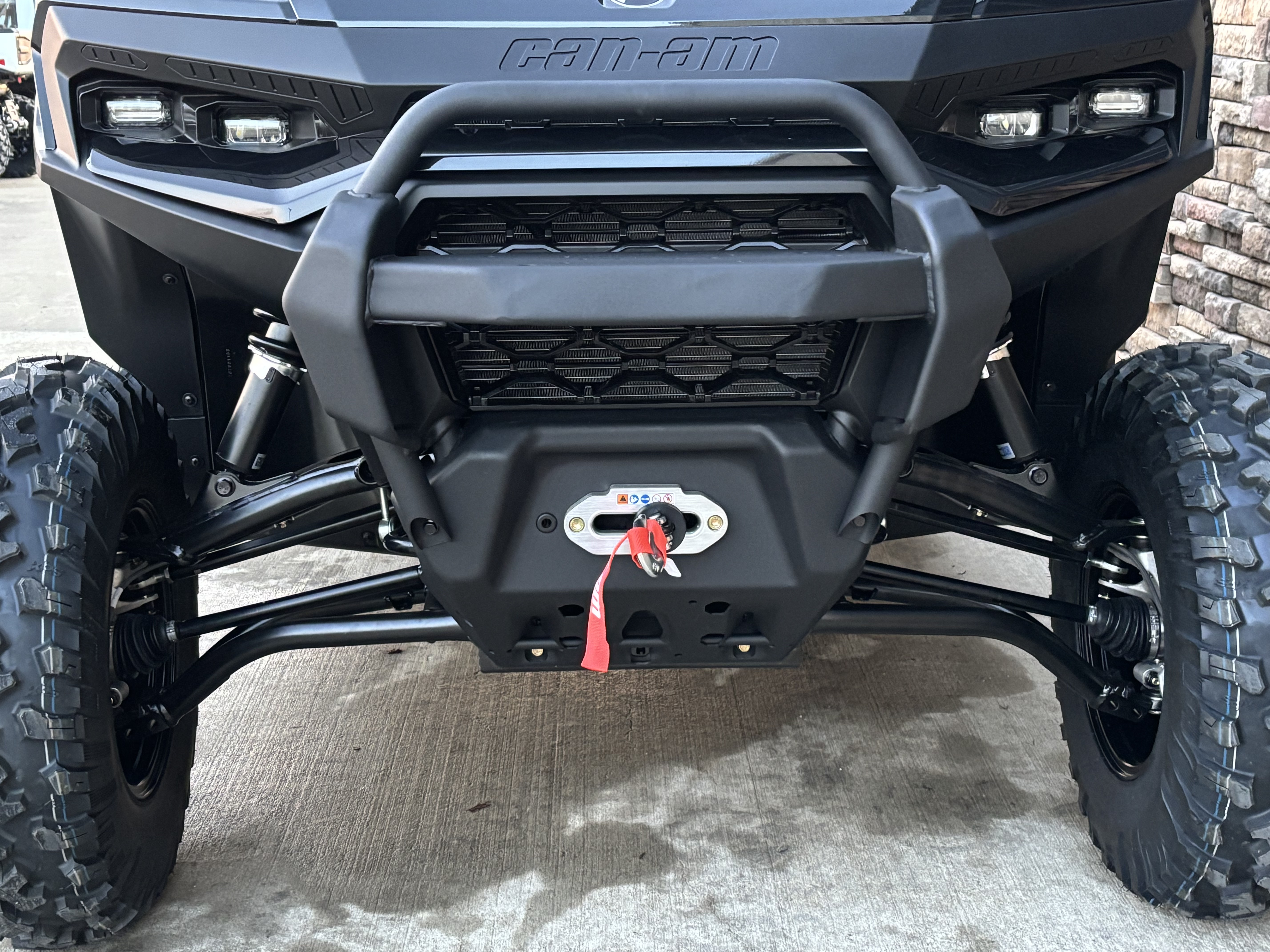 2026 Can-Am Defender MAX XT CAB HD11 in Columbia, Missouri - Photo 5