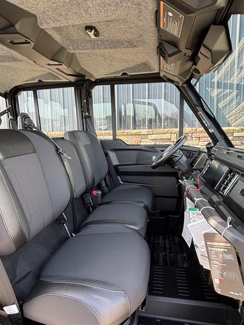 2026 Can-Am Defender MAX XT CAB HD11 in Columbia, Missouri - Photo 5